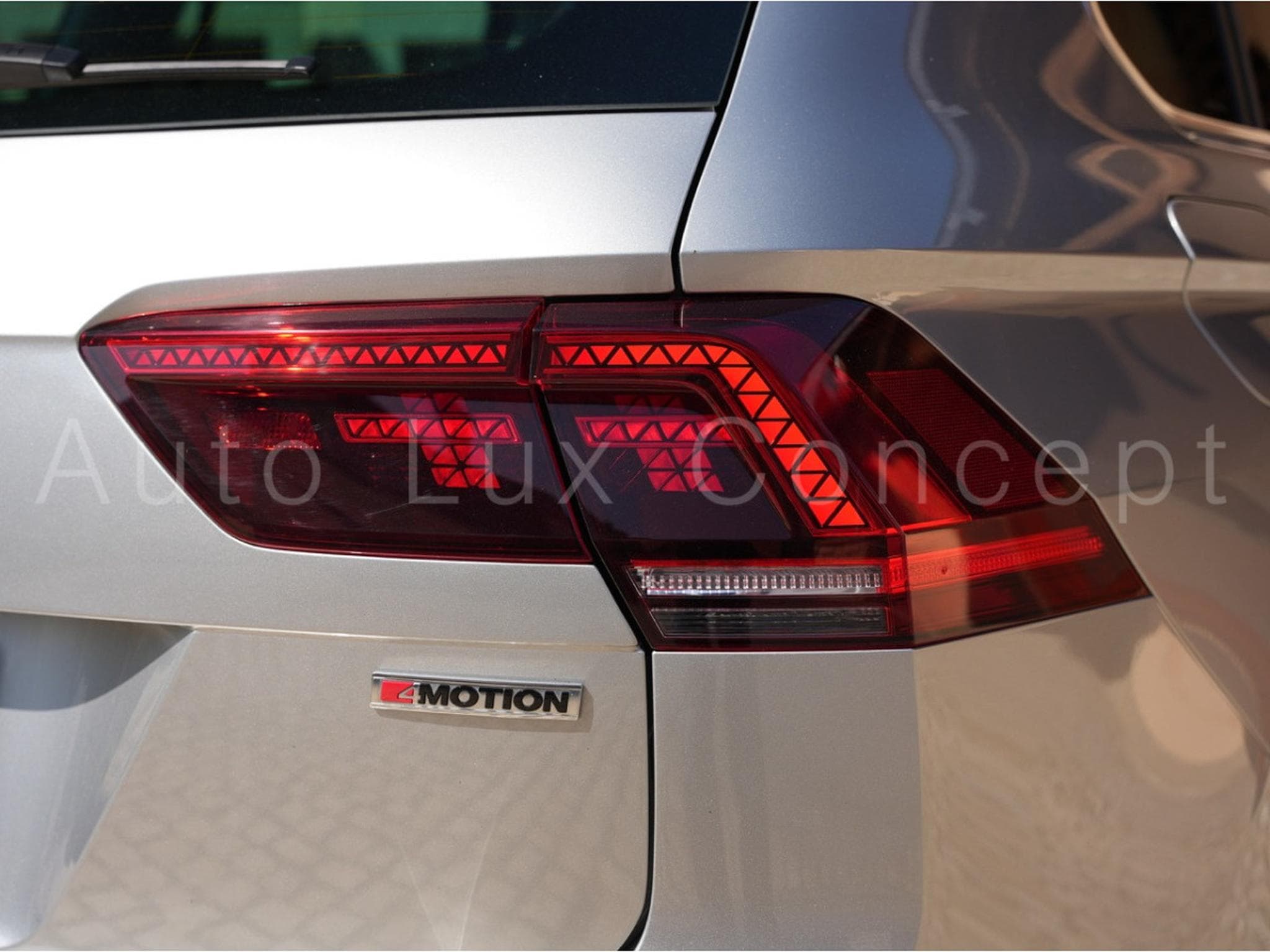 VW Tiguan 2.0 TSI 180 Carat Exclusive 4Motion DSG7 (2018) - Photo 12