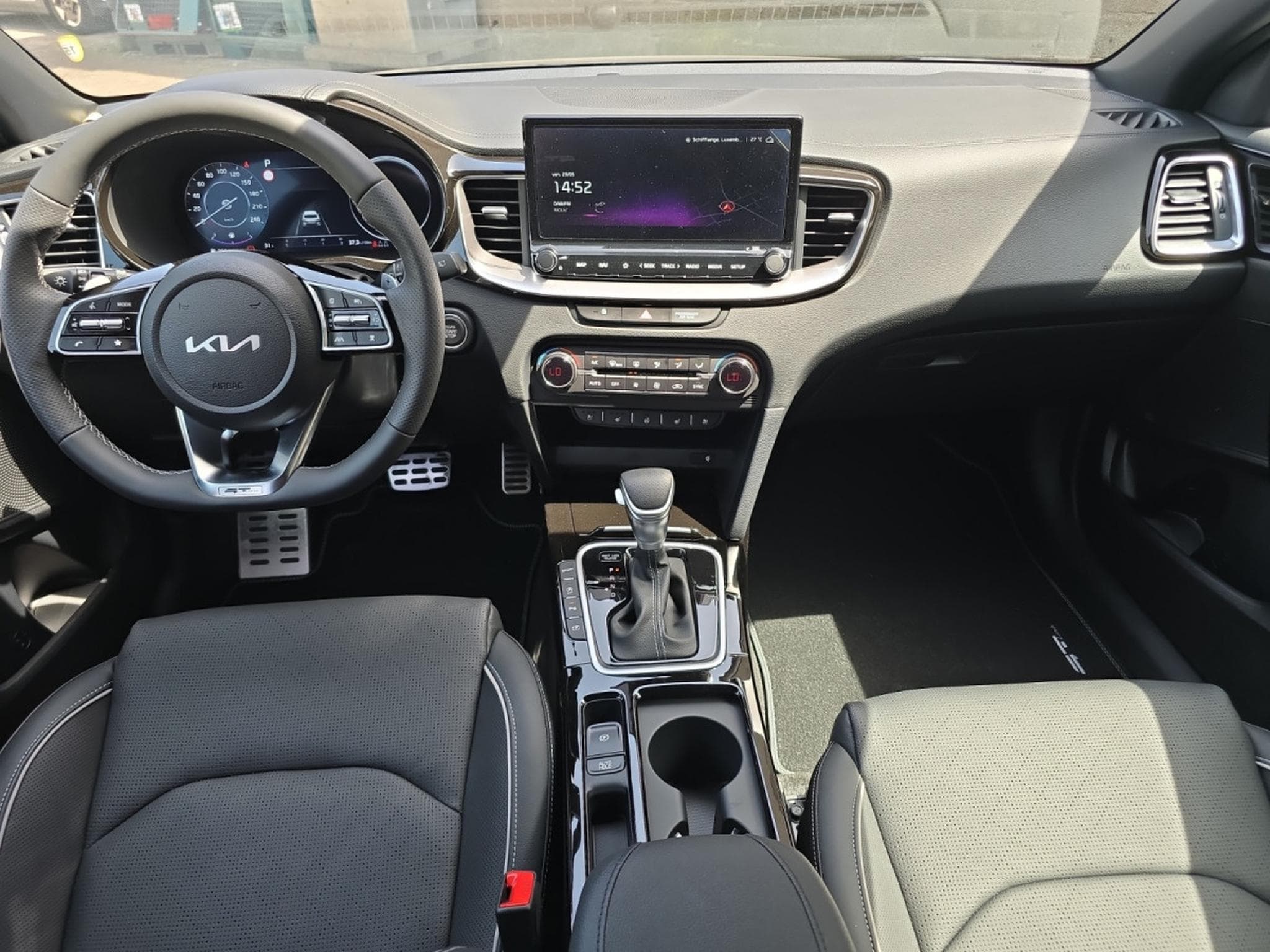 Kia XCeed GT Line 1.5T 140 DCT (2026) - Photo 11