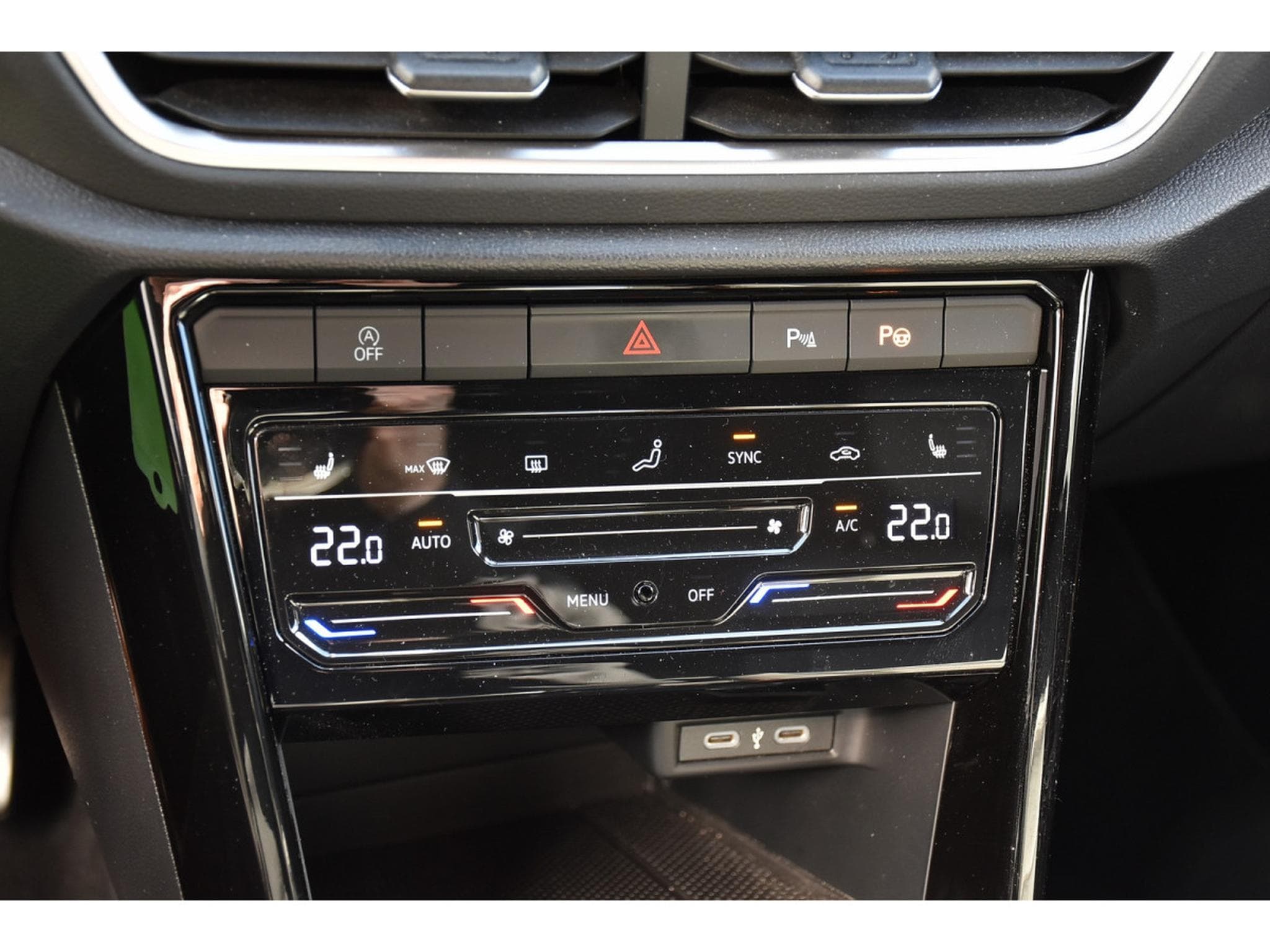 VW T-Roc 1.5 TSI R-Line DSG CUIR MEMO TRAVEL SIDE GPS PARK CAM 1°MAIN (2023) - Photo 16