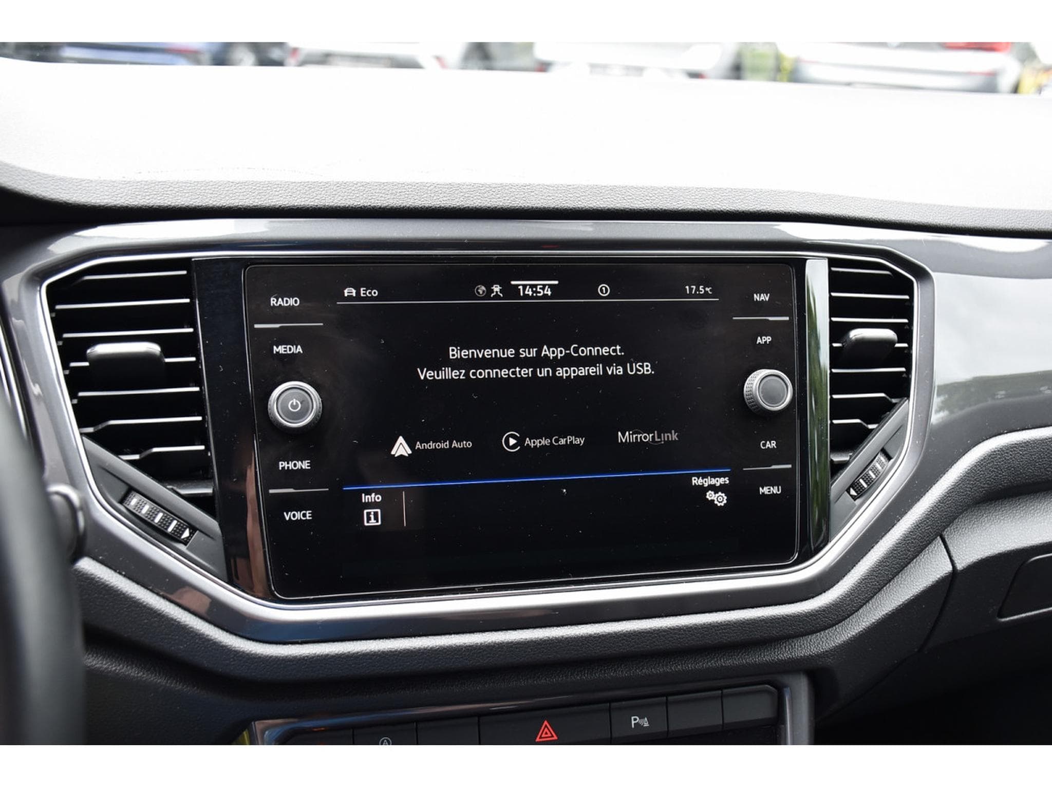 VW T-Roc 1.5 TSI Sport DSG ACC LANE SIDE GPS CAM ATT RMQ 1° MAIN (2022) - Photo 12