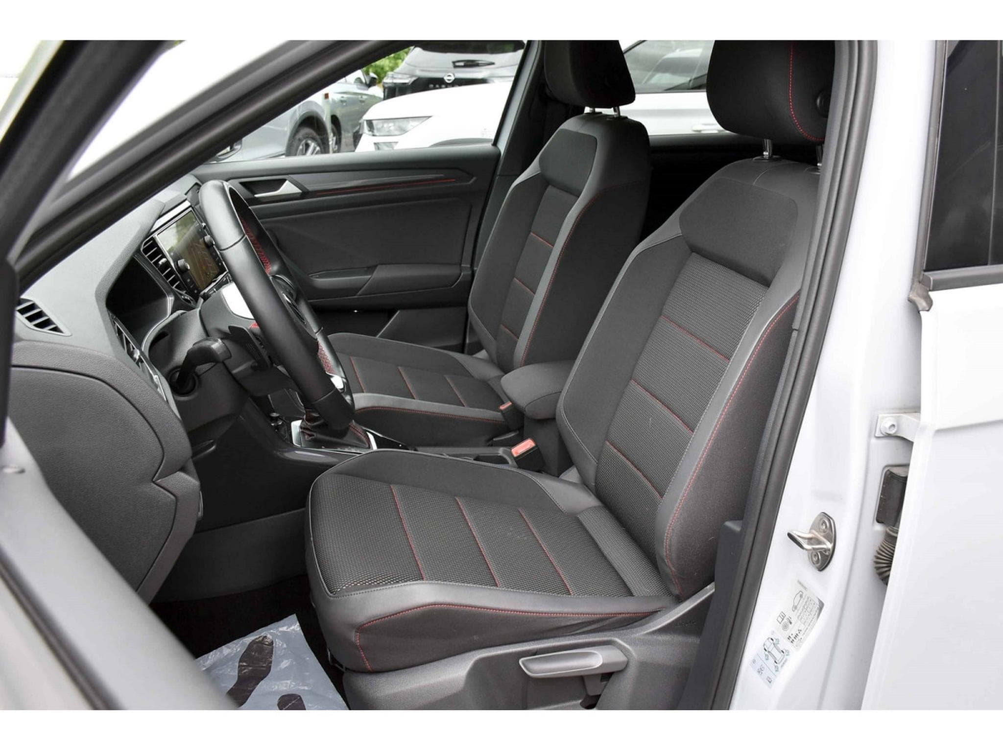 VW T-Roc 1.5 TSI Sport DSG ACC LANE SIDE GPS CAM ATT RMQ 1° MAIN (2022) - Photo 6