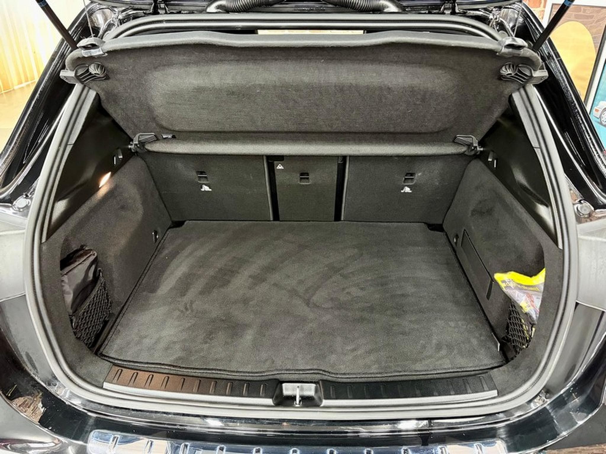 Mercedes GLA 200 GLA 200d 2.0 150cv Auto AMG-LINE (2022) - Photo 7