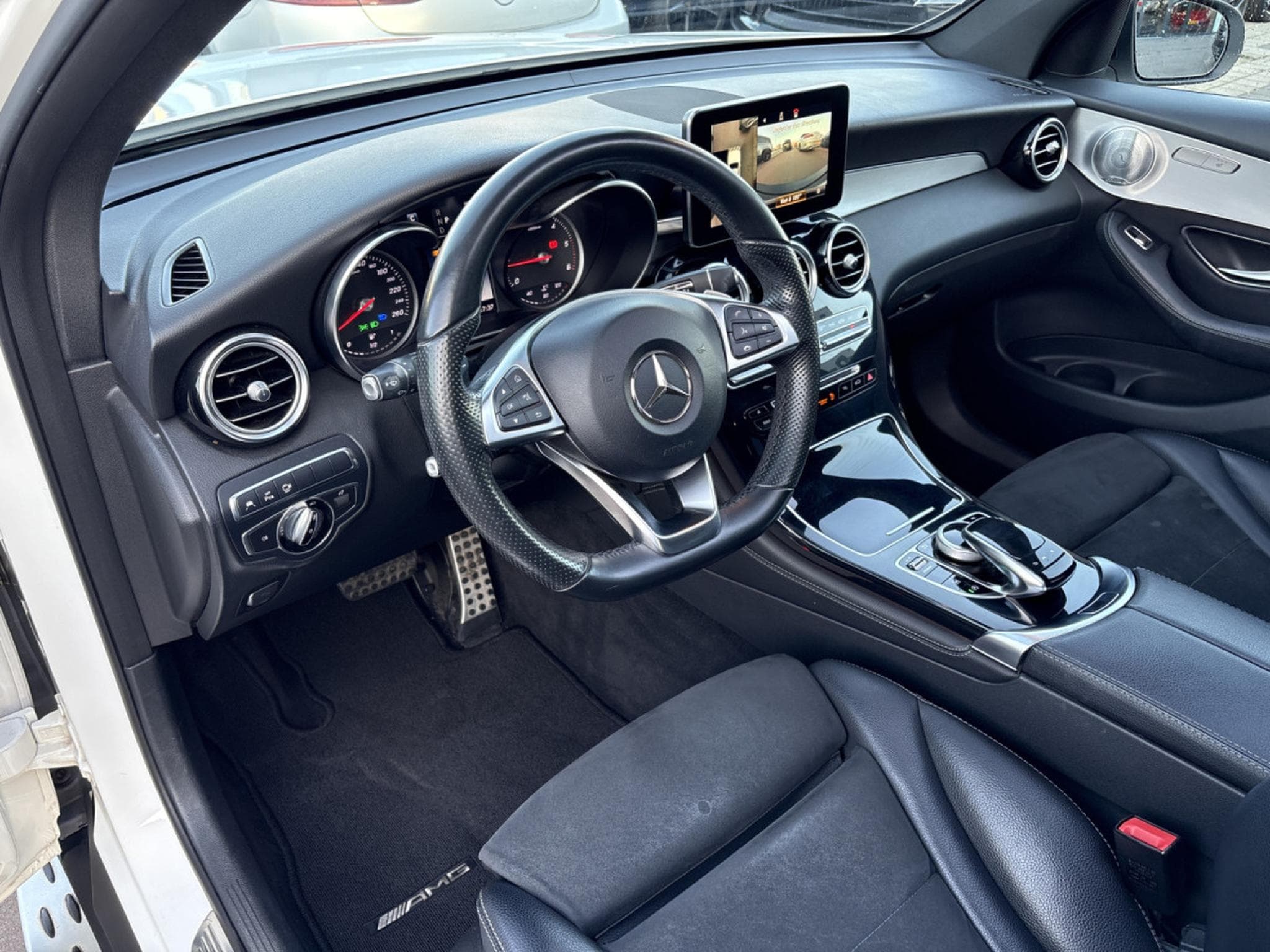 Mercedes GLC 250 250 d AMG 4Matic/PANO/360°/LED/20/AHK/BURMESTER (2016) - Foto 13