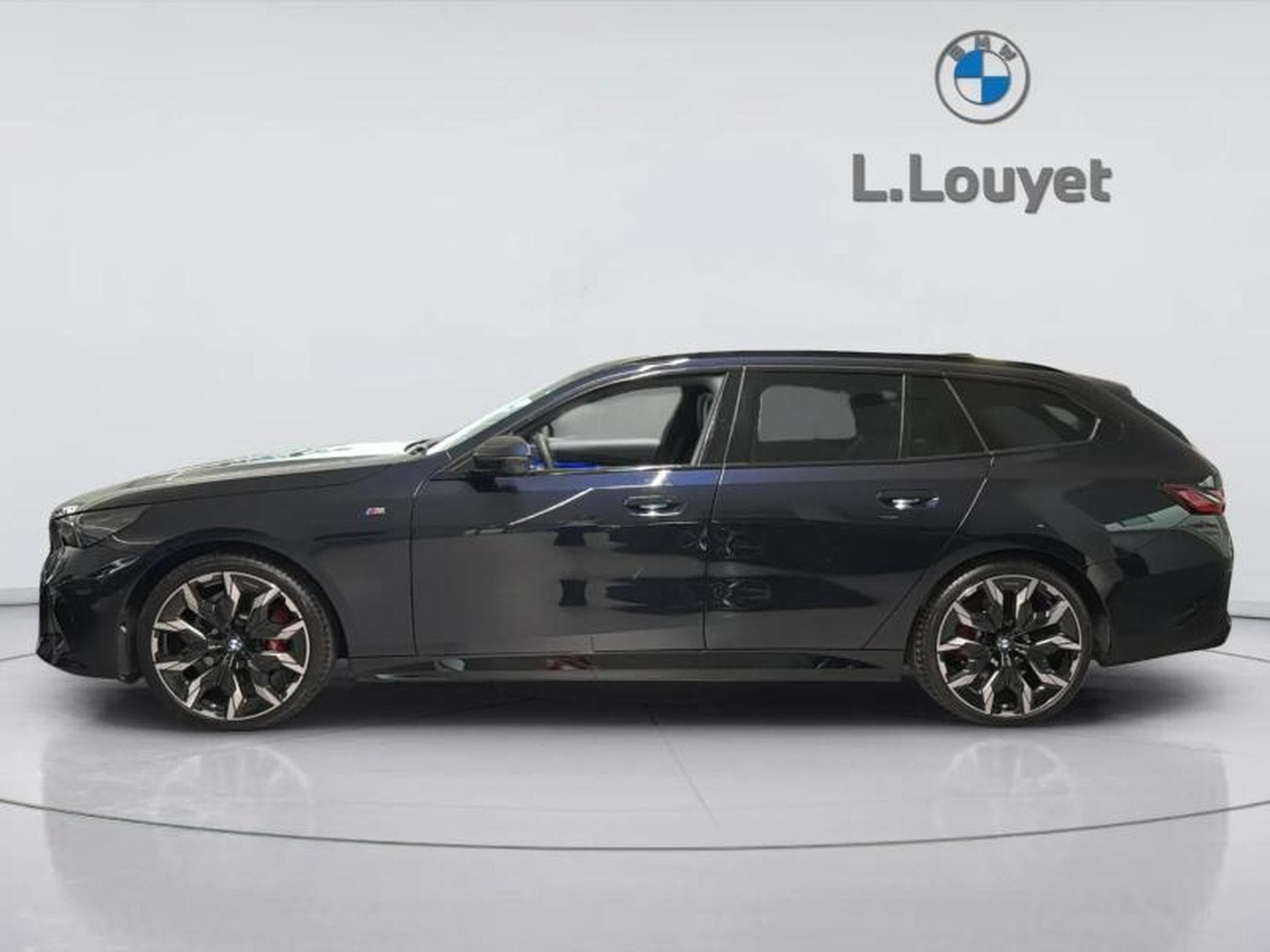 BMW 520 Touring PACK M (2025) - Foto 17