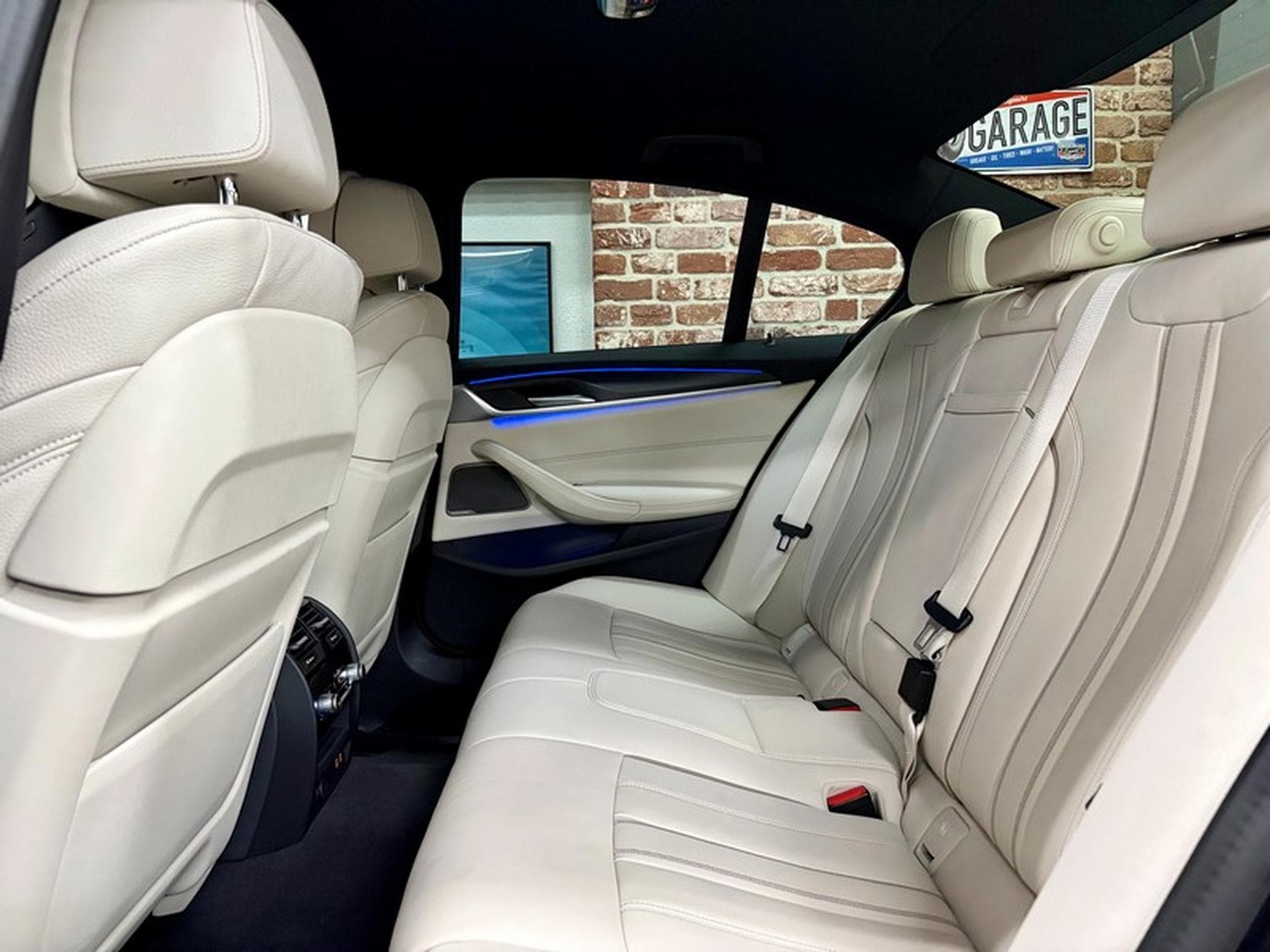 BMW 530 530dA Limousine 3.0 286cv Auto xDrive M-SPORT (2023) - Photo 6