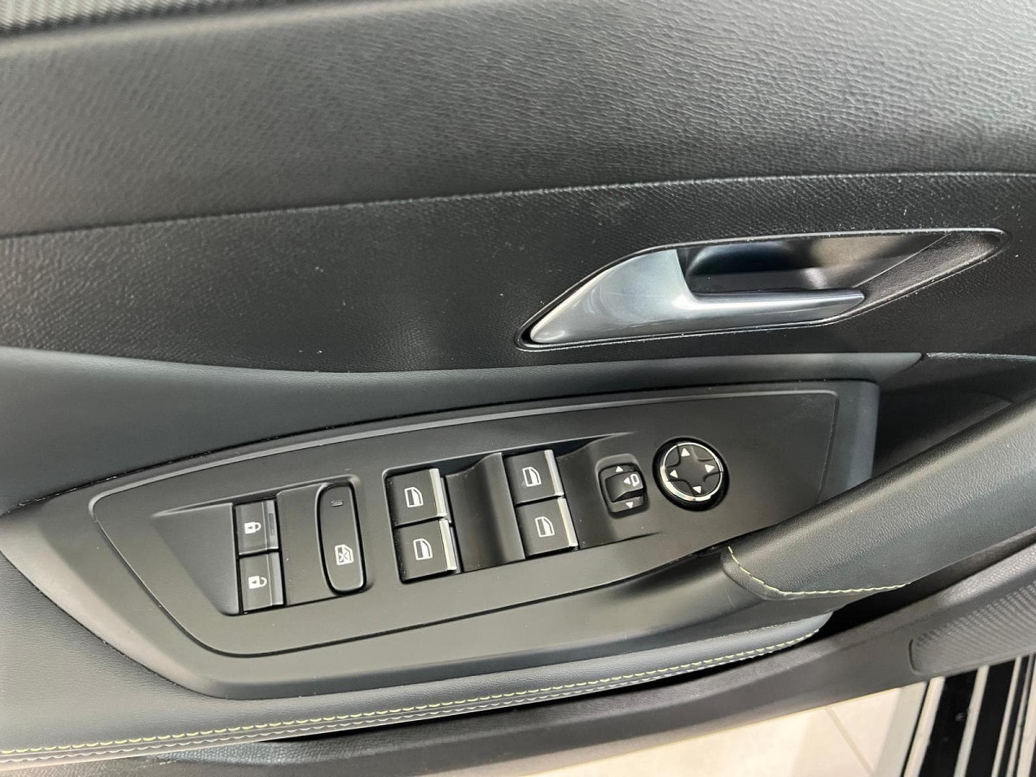 Peugeot 308 GT Pack ,1.6 Plug-Hybrid 225 e-EAT8, CAMERA 360°,CUIR, NAVI, (2022) - Photo 9