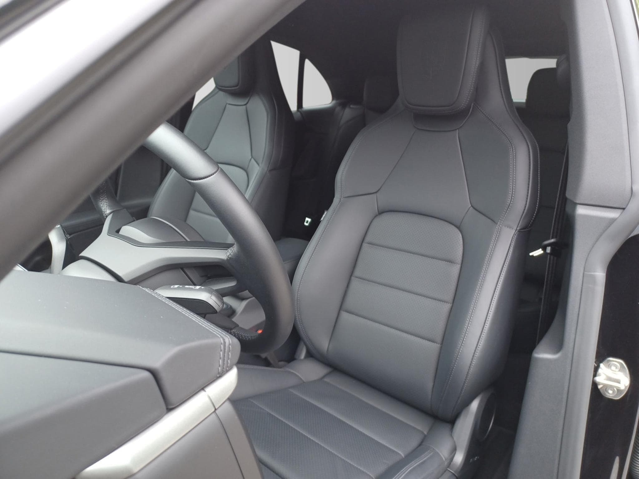 Porsche Macan BEV (2025) - Photo 7