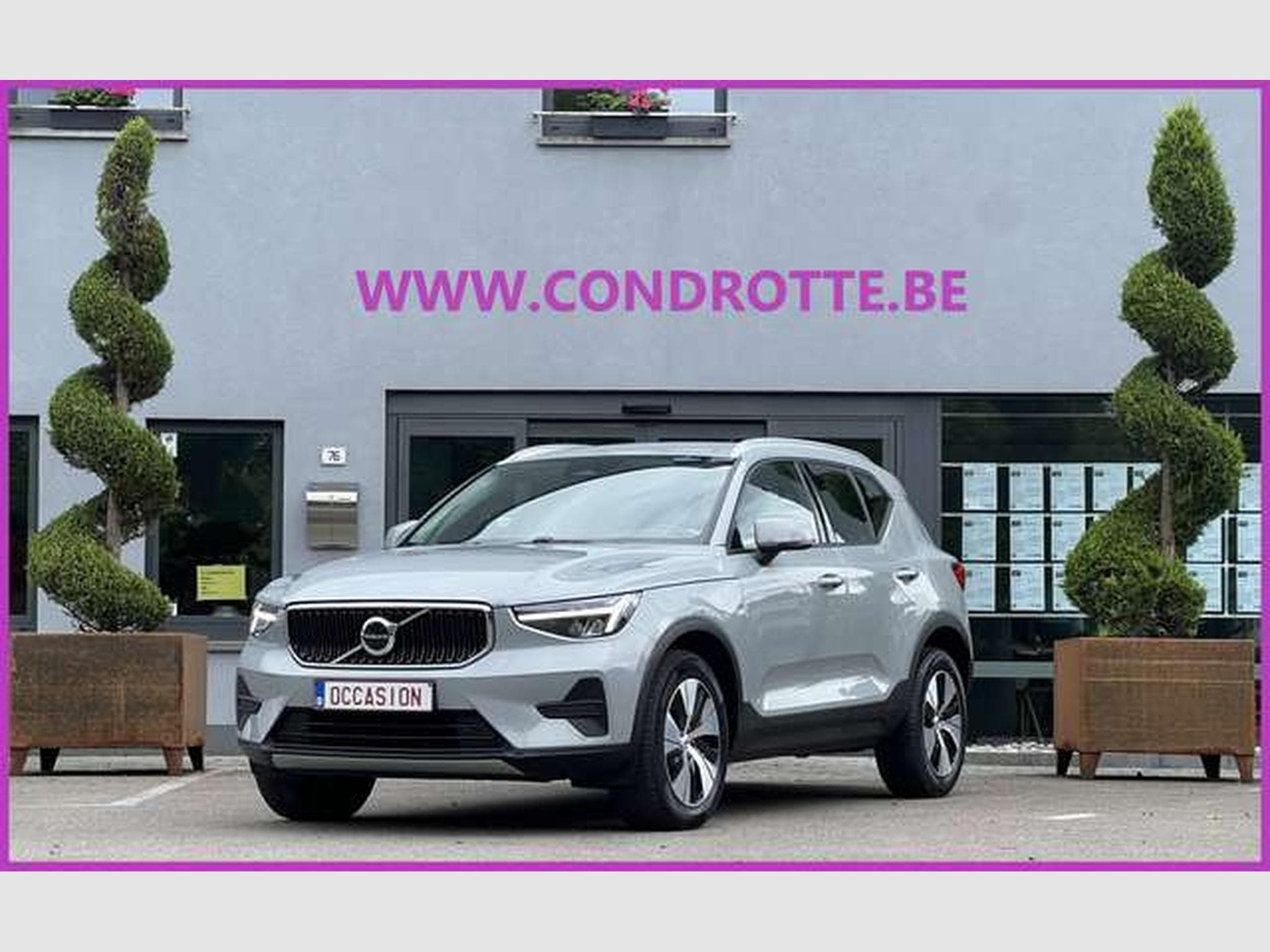 Volvo XC40 2.0 B3 163 CV (2024) - Photo 1