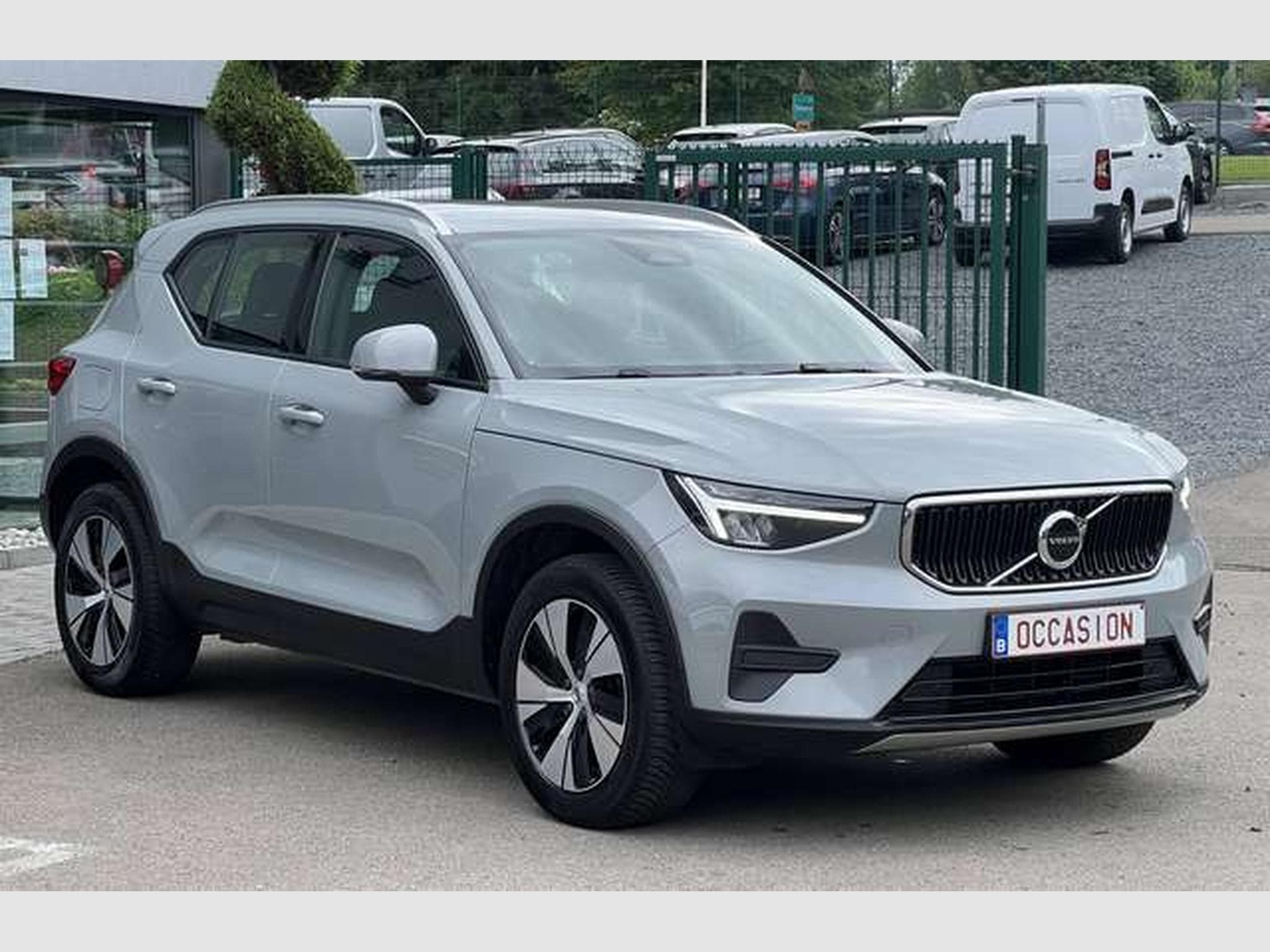 Volvo XC40 2.0 B3 163 CV (2024) - Photo 3