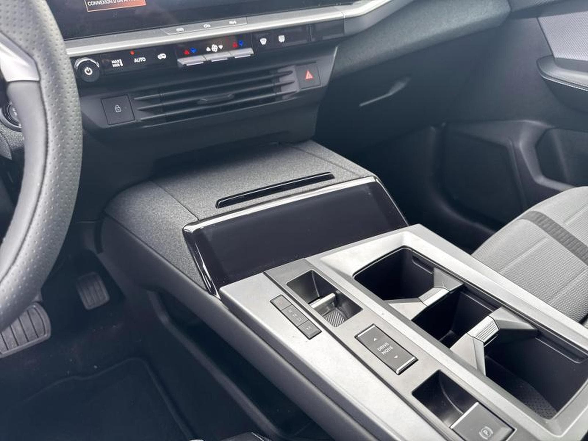 Opel Grandland & Electric GS (2025) - Photo 19