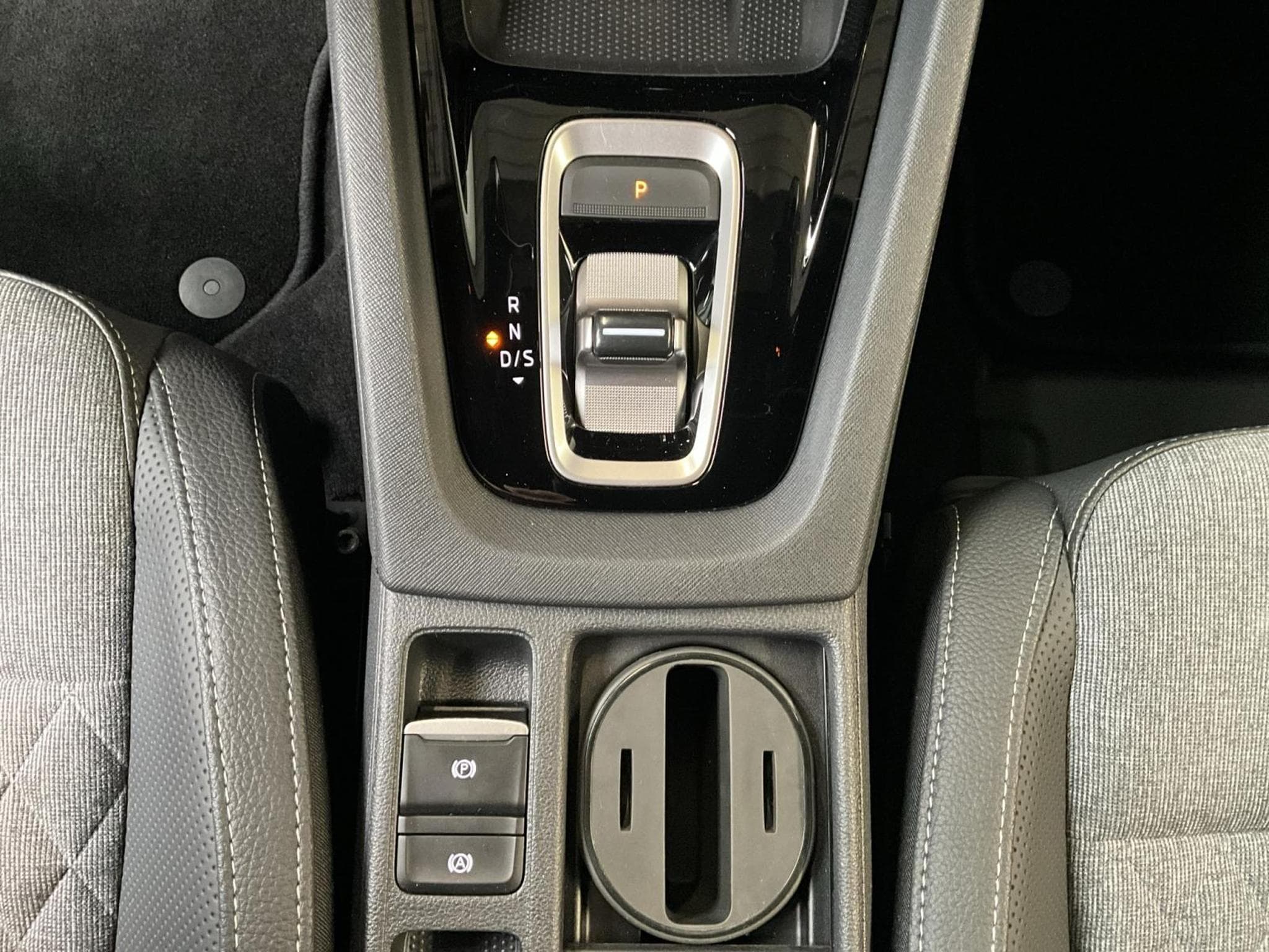 Skoda Octavia Combi+Sportline+DSG+P.Comfort+AHK+P.Light&View (2025) - Foto 14
