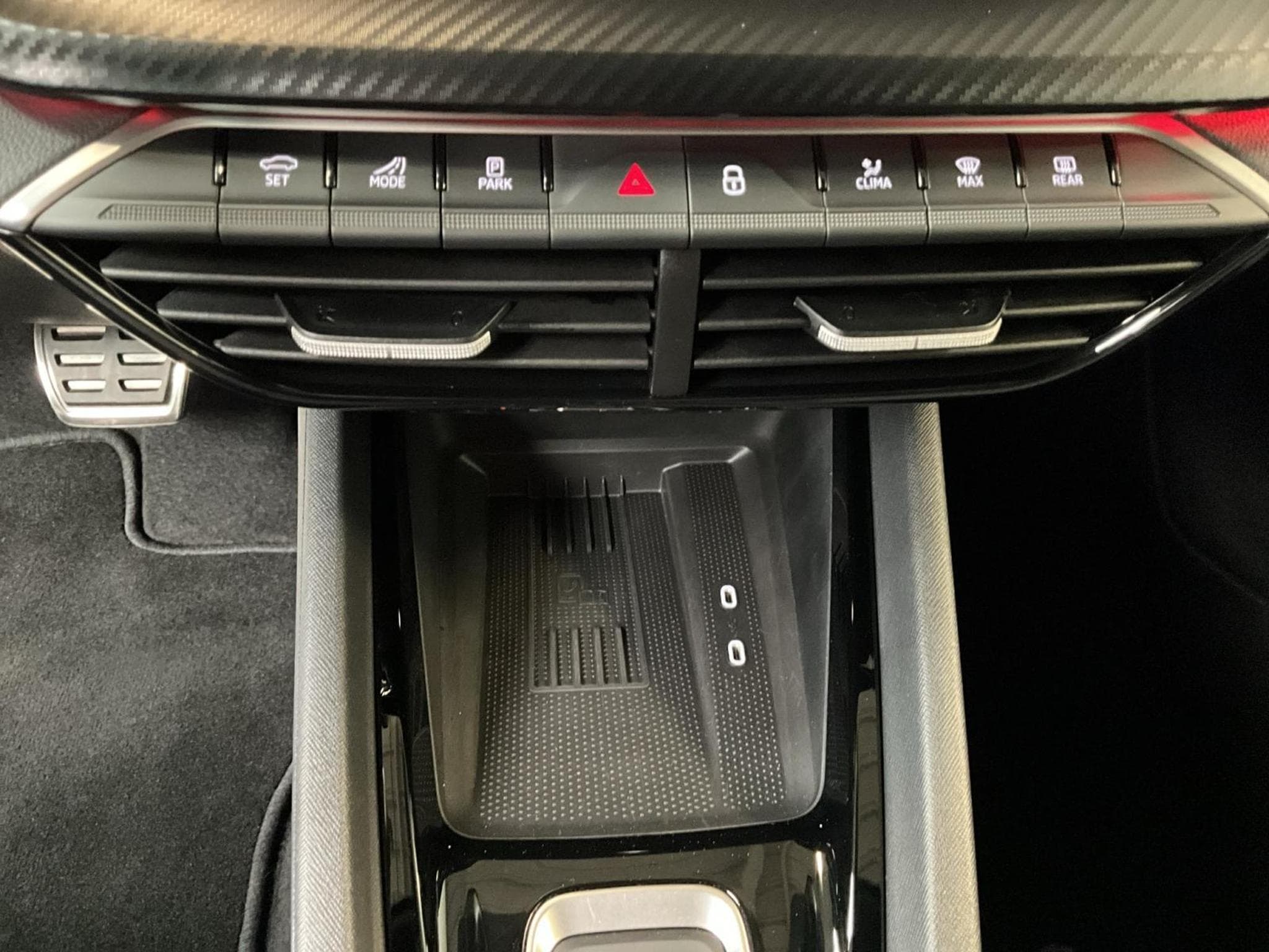 Skoda Octavia Combi+Sportline+DSG+P.Comfort+AHK+P.Light&View (2025) - Foto 18