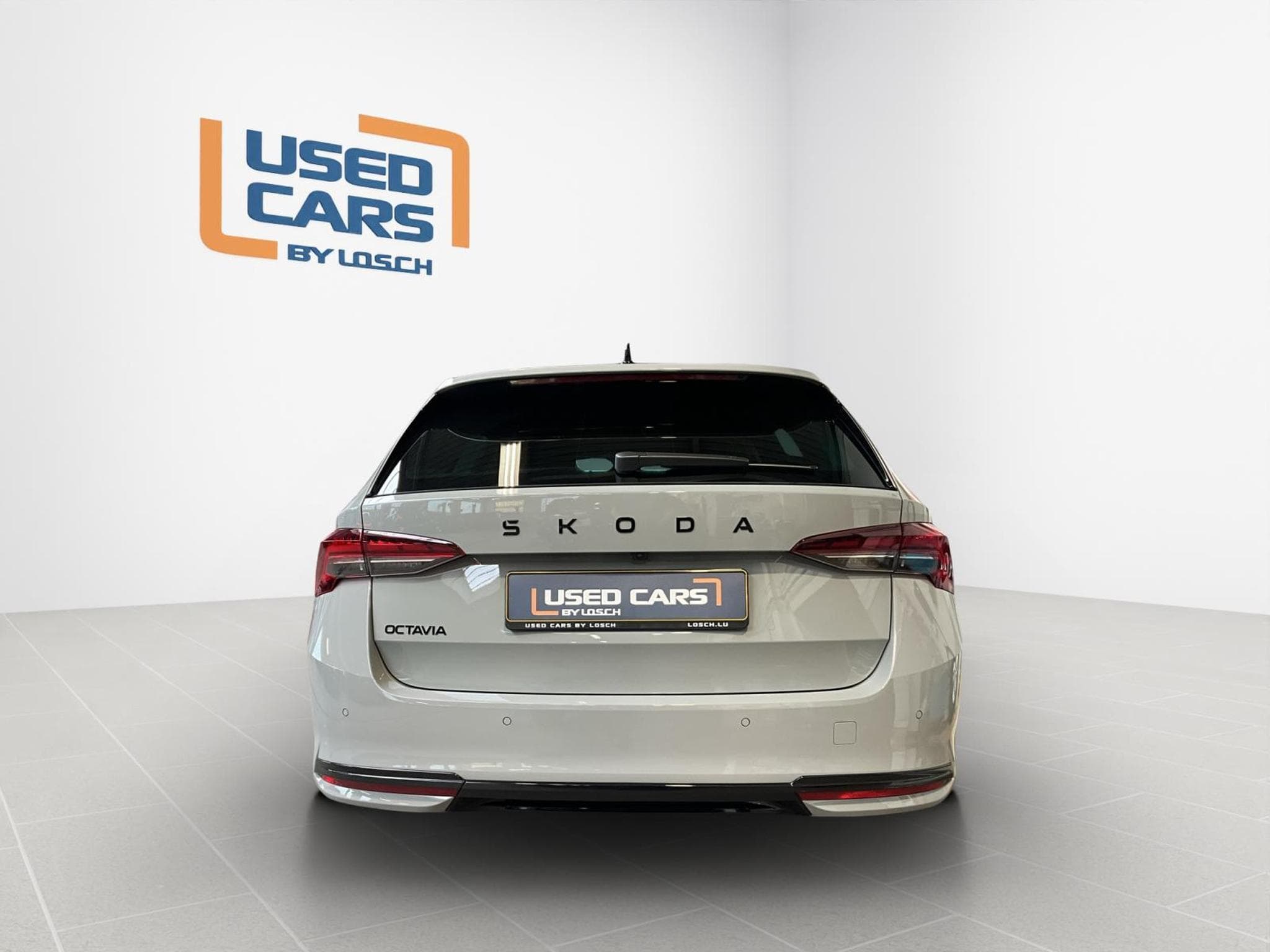 Skoda Octavia Combi+Sportline+DSG+P.Comfort+AHK+P.Light&View (2025) - Foto 7