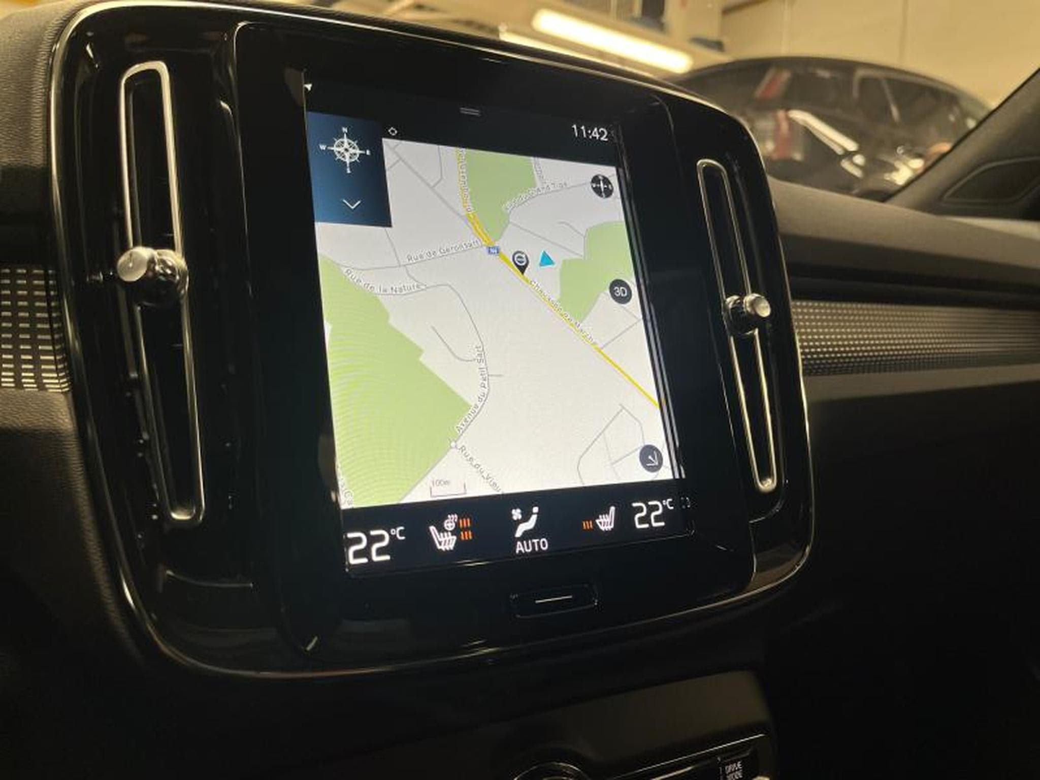 Volvo XC40 B4 R-Design / Essence (2021) - Foto 16