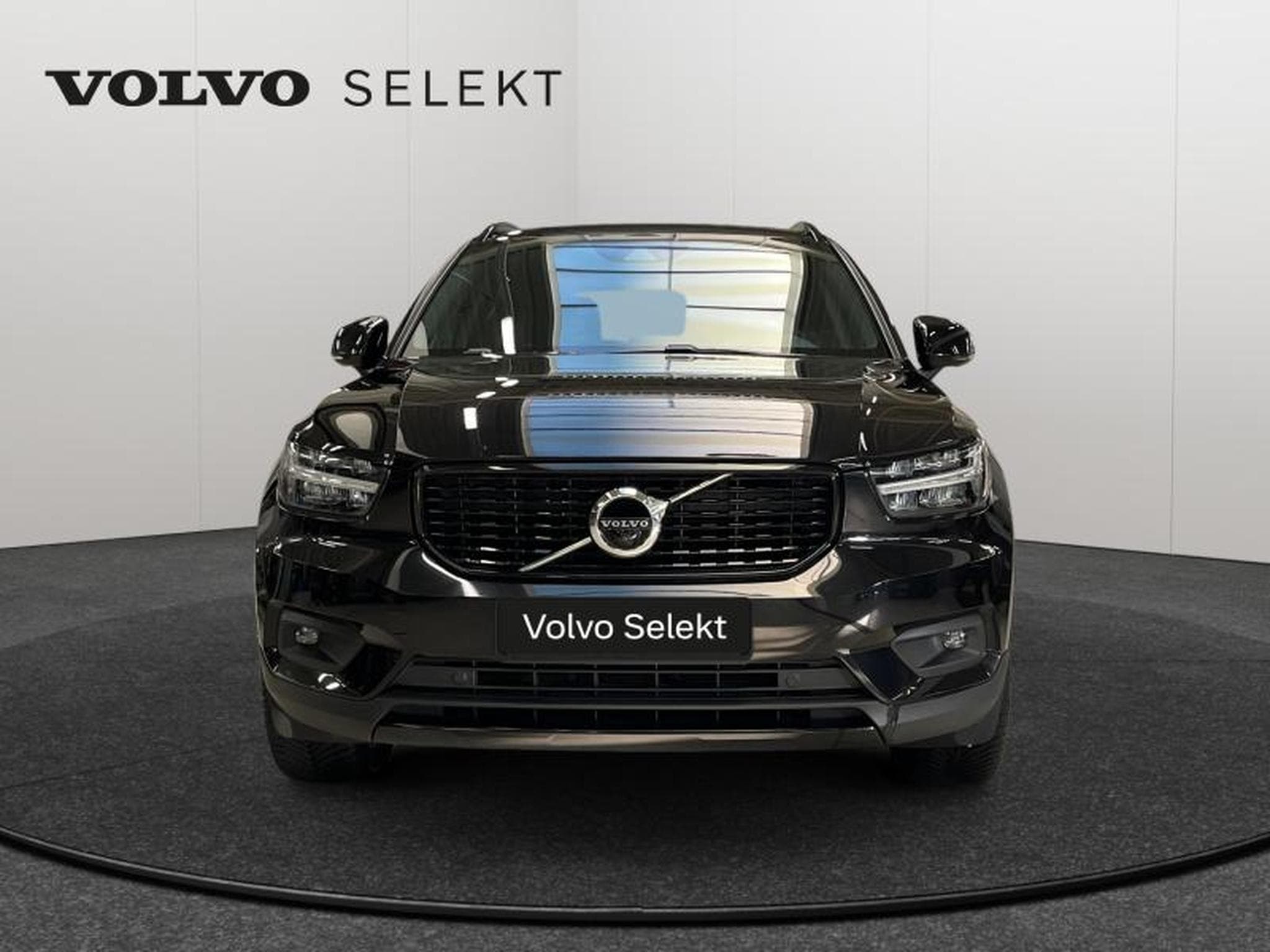 Volvo XC40 B4 R-Design / Essence (2021) - Foto 9