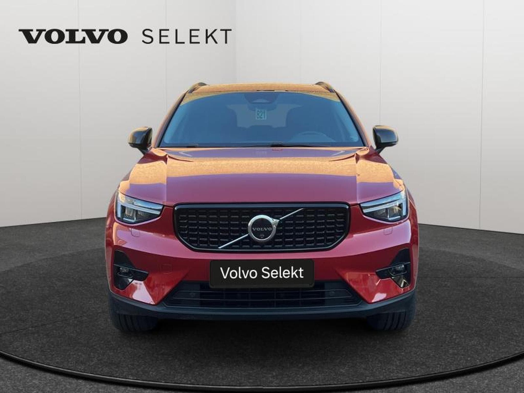 Volvo XC40 B4 Ultimate /Essence (2024) - Photo 9