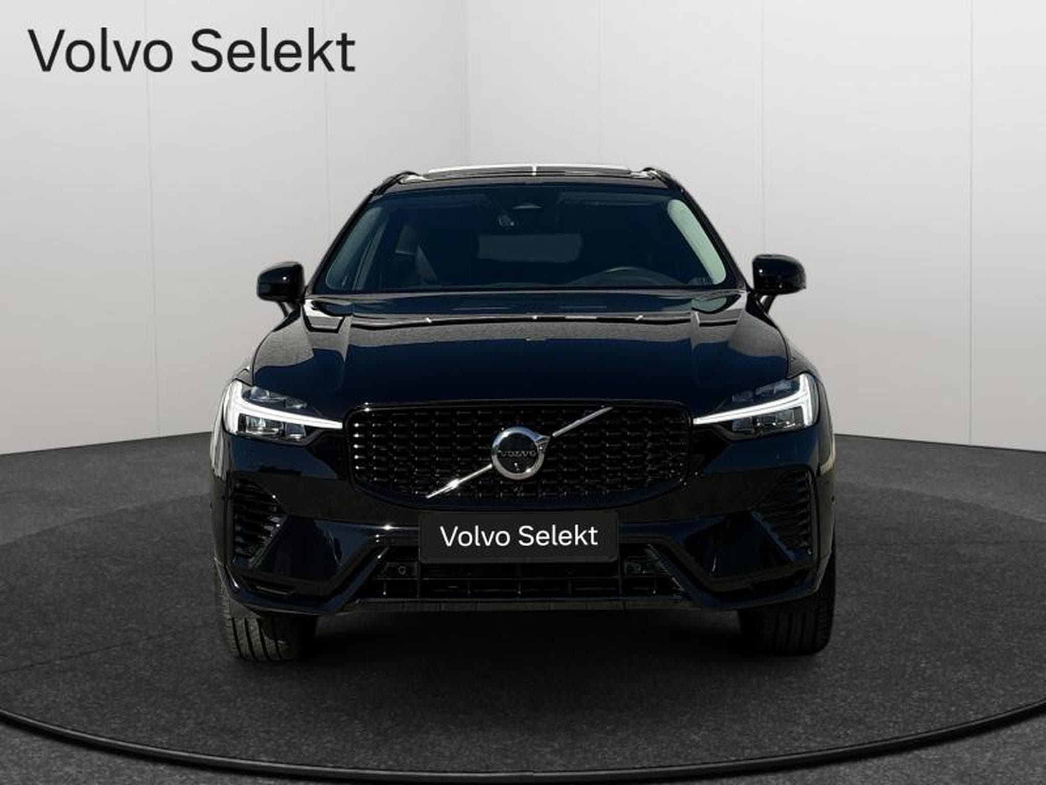 Volvo XC60 T8 Plus Dark / Hybride KIT HIVER INCLUS (2025) - Photo 9