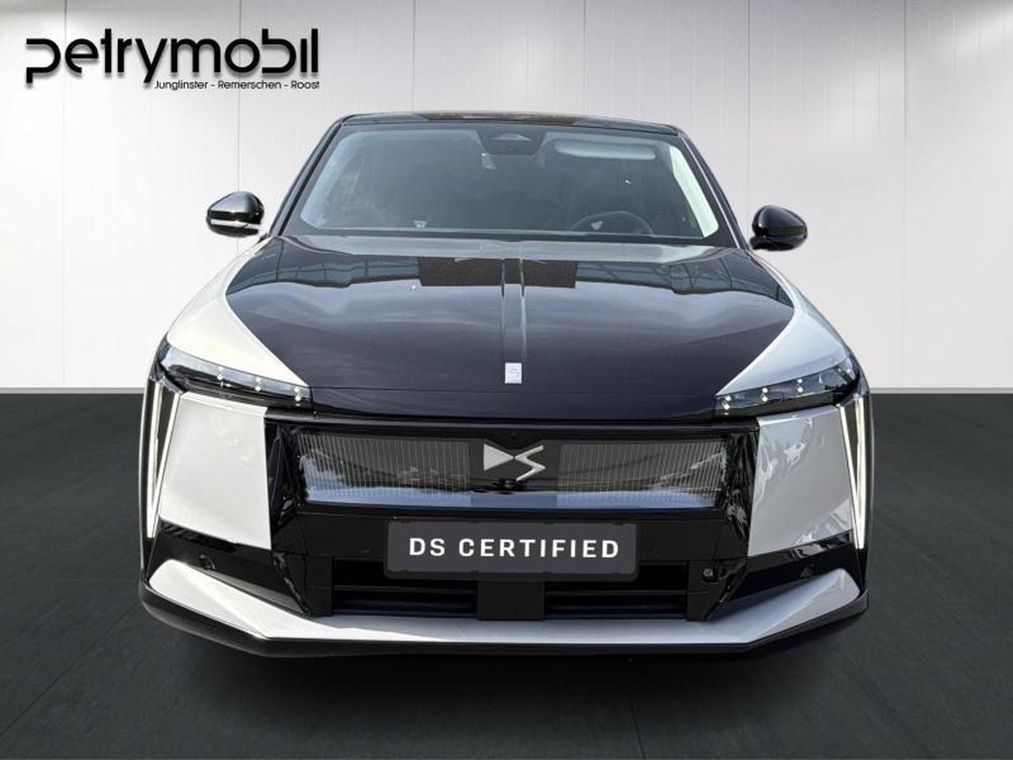 DS Automobiles DS8 JULES VENRE (2025) - Photo 2