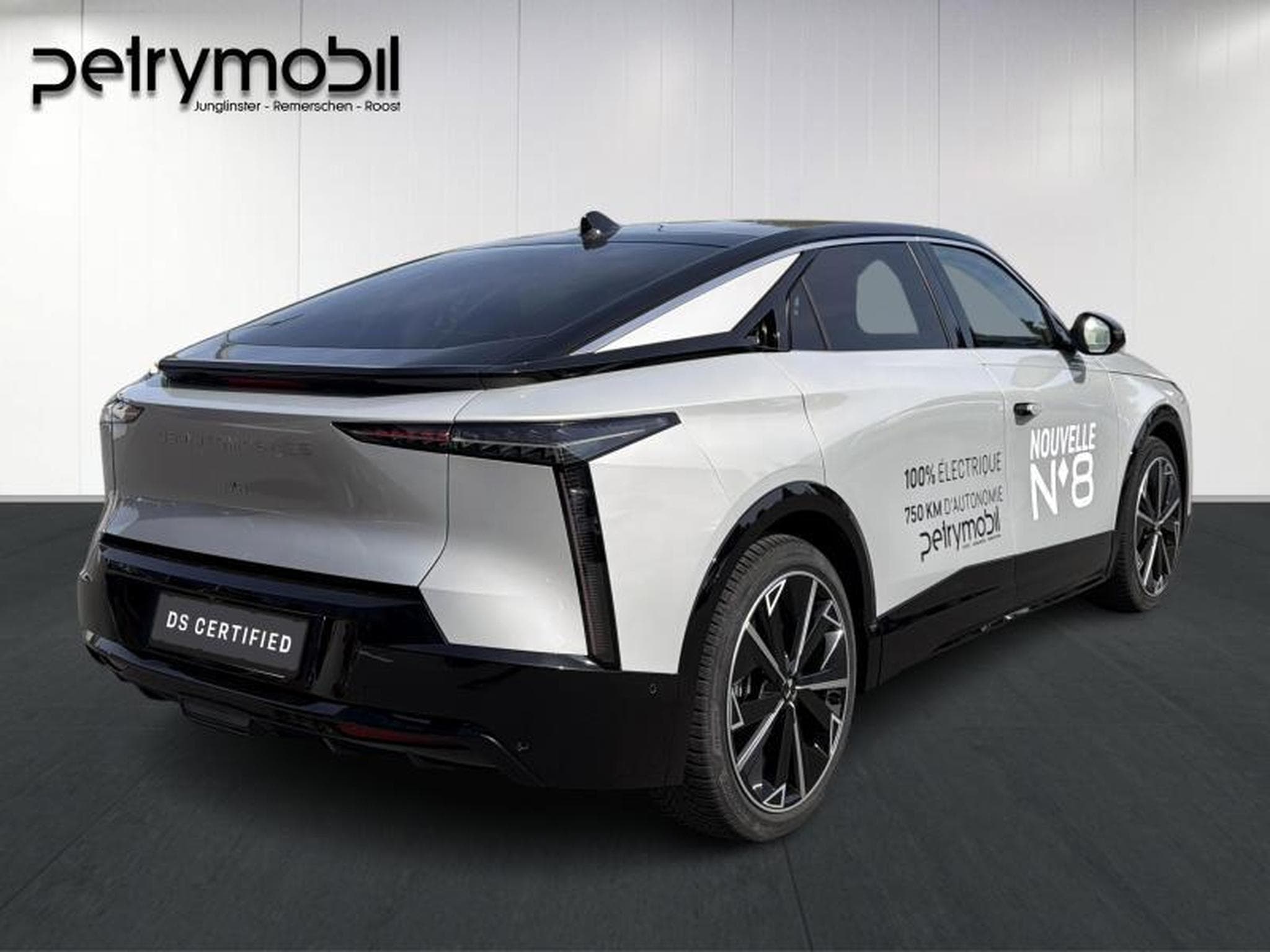 DS Automobiles DS8 JULES VENRE (2025) - Photo 4