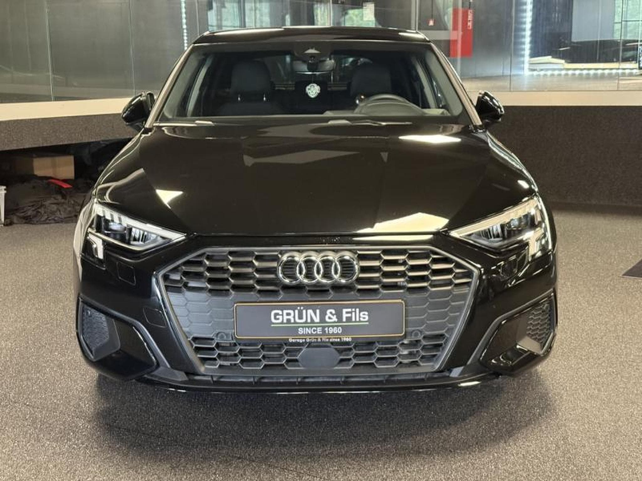 Audi A3 SB 40 TFSI E (2024) - Photo 2
