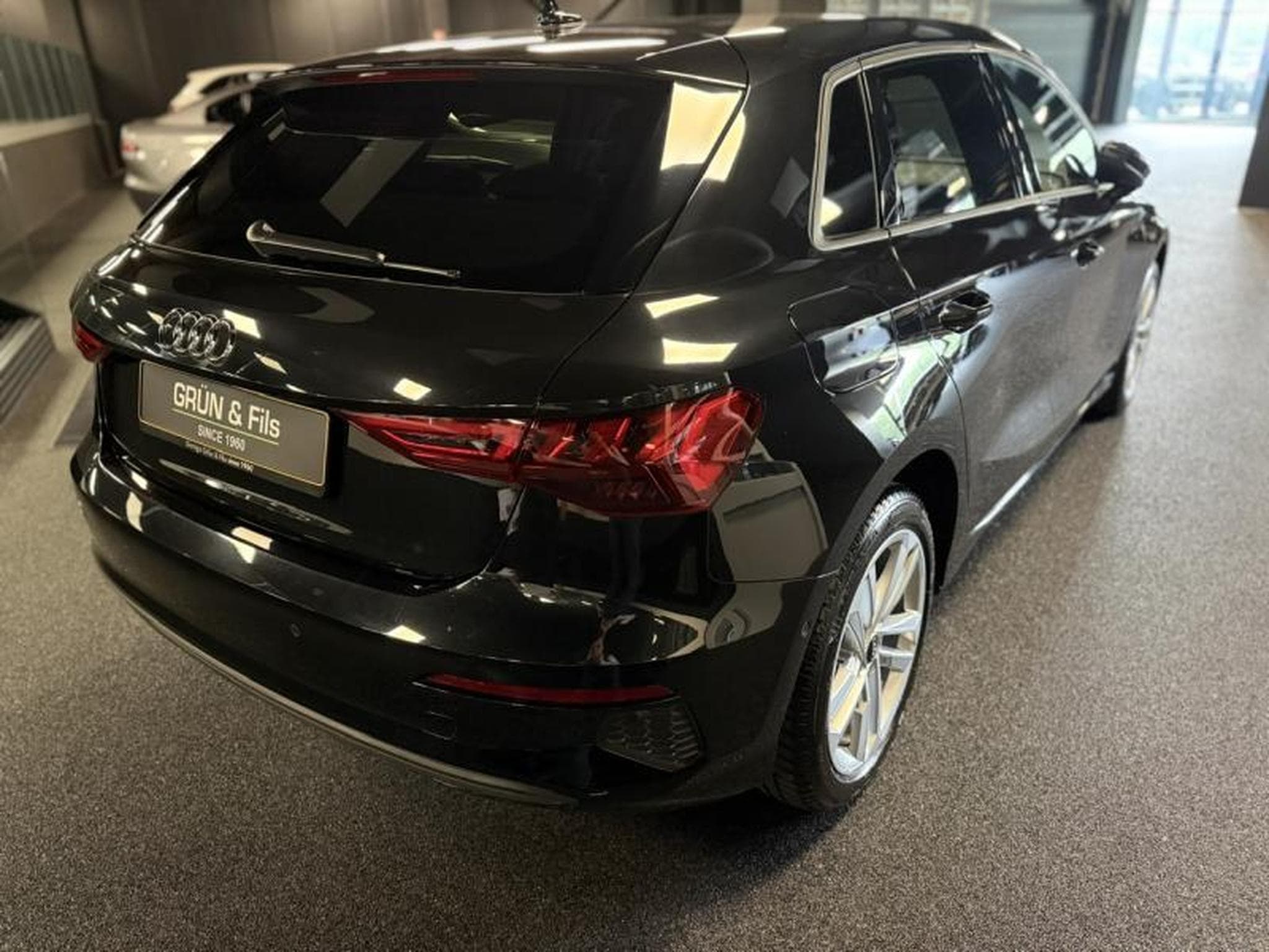 Audi A3 SB 40 TFSI E (2024) - Photo 8