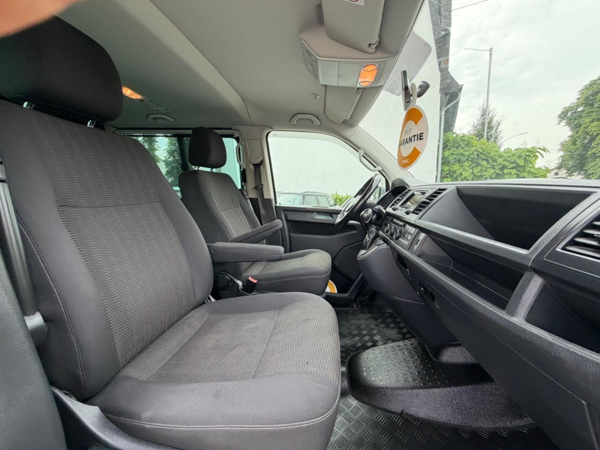 VW T6.1 T6 Caravelle 204PS/DSG/LED/5xSitzer/EL.TÜREN (2016) - Photo 12
