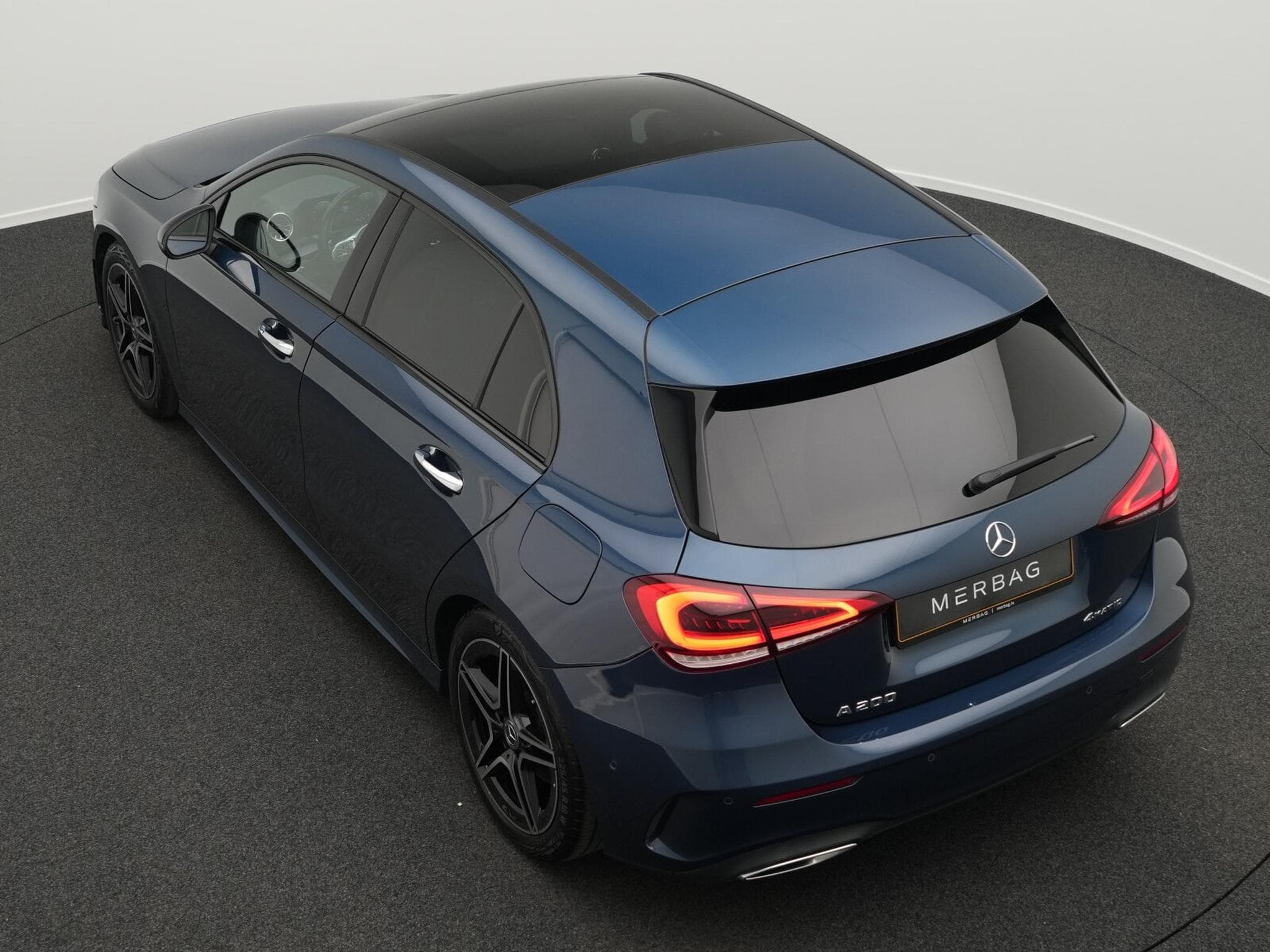 Mercedes A 200 4MATIC AMG-Line (2022) - Photo 11