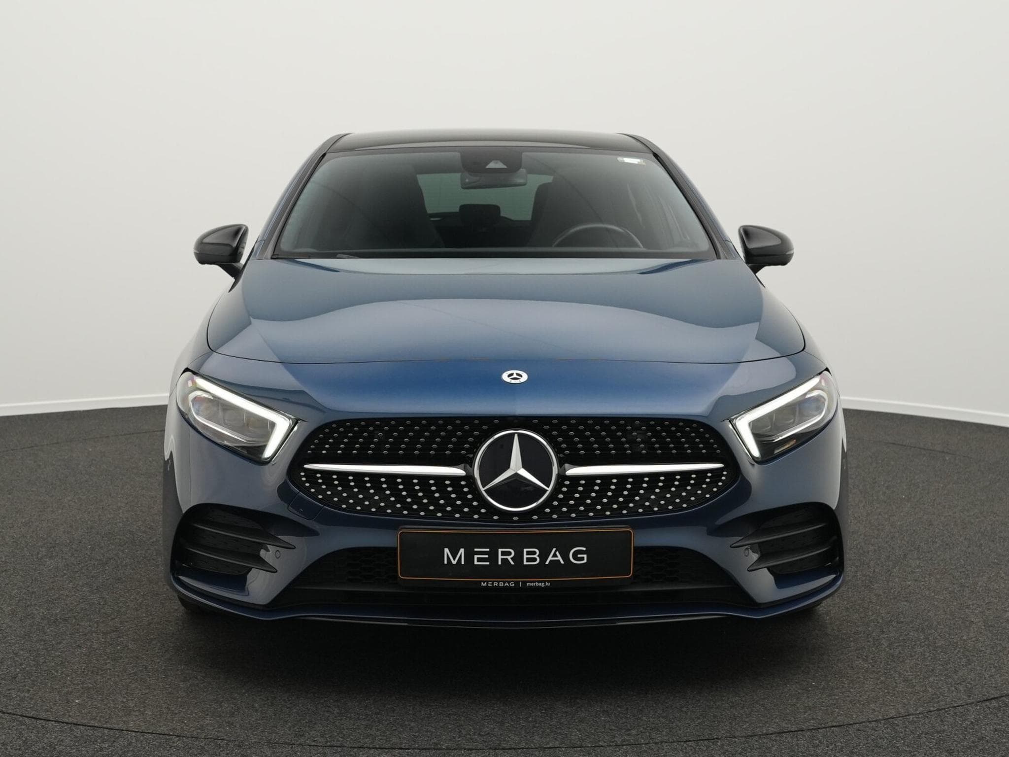 Mercedes A 200 4MATIC AMG-Line (2022) - Photo 2
