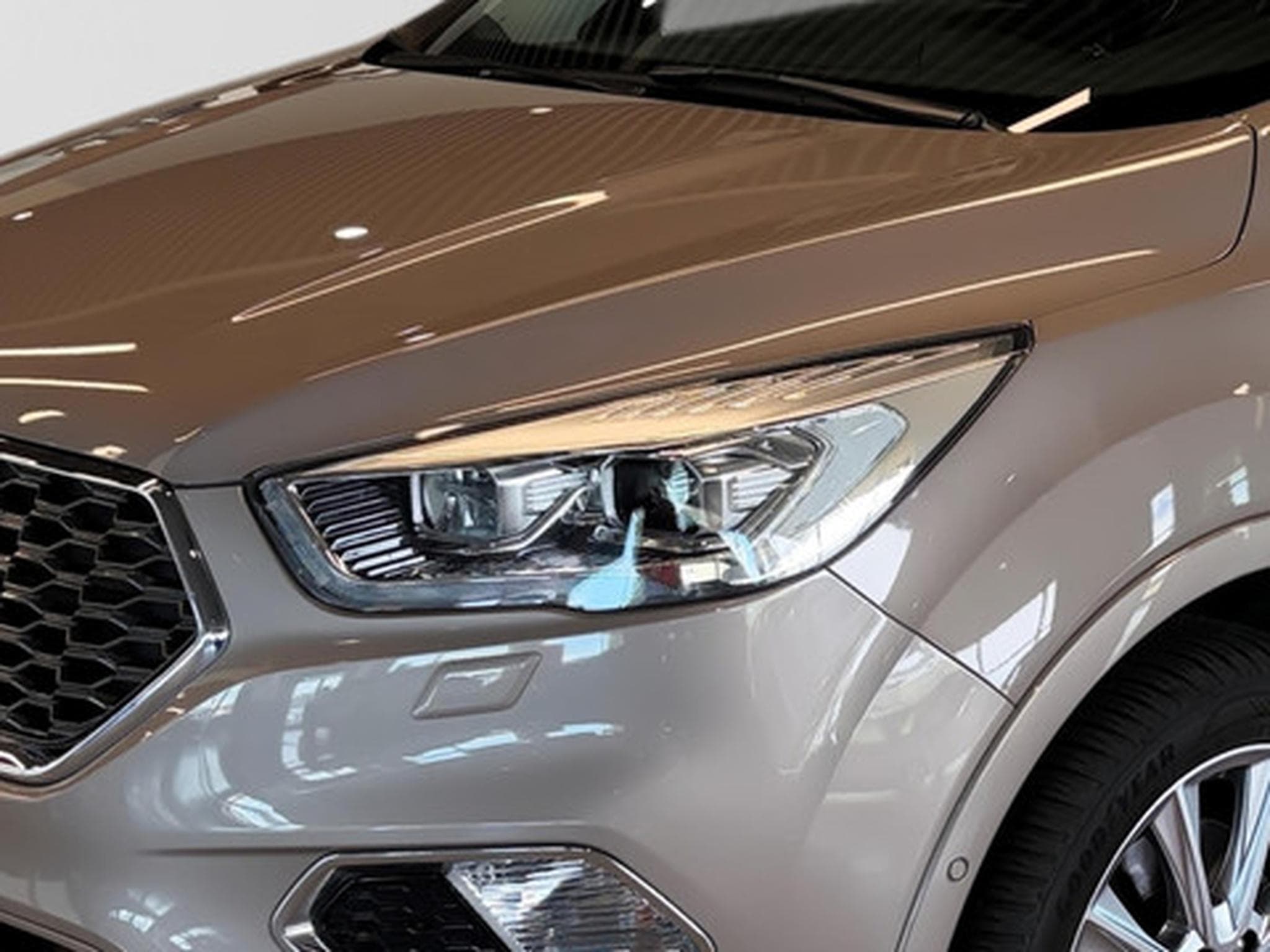 Ford Kuga 1.5i EcoB. 4x4 134kW Aut. Vignale (2018) - Photo 20