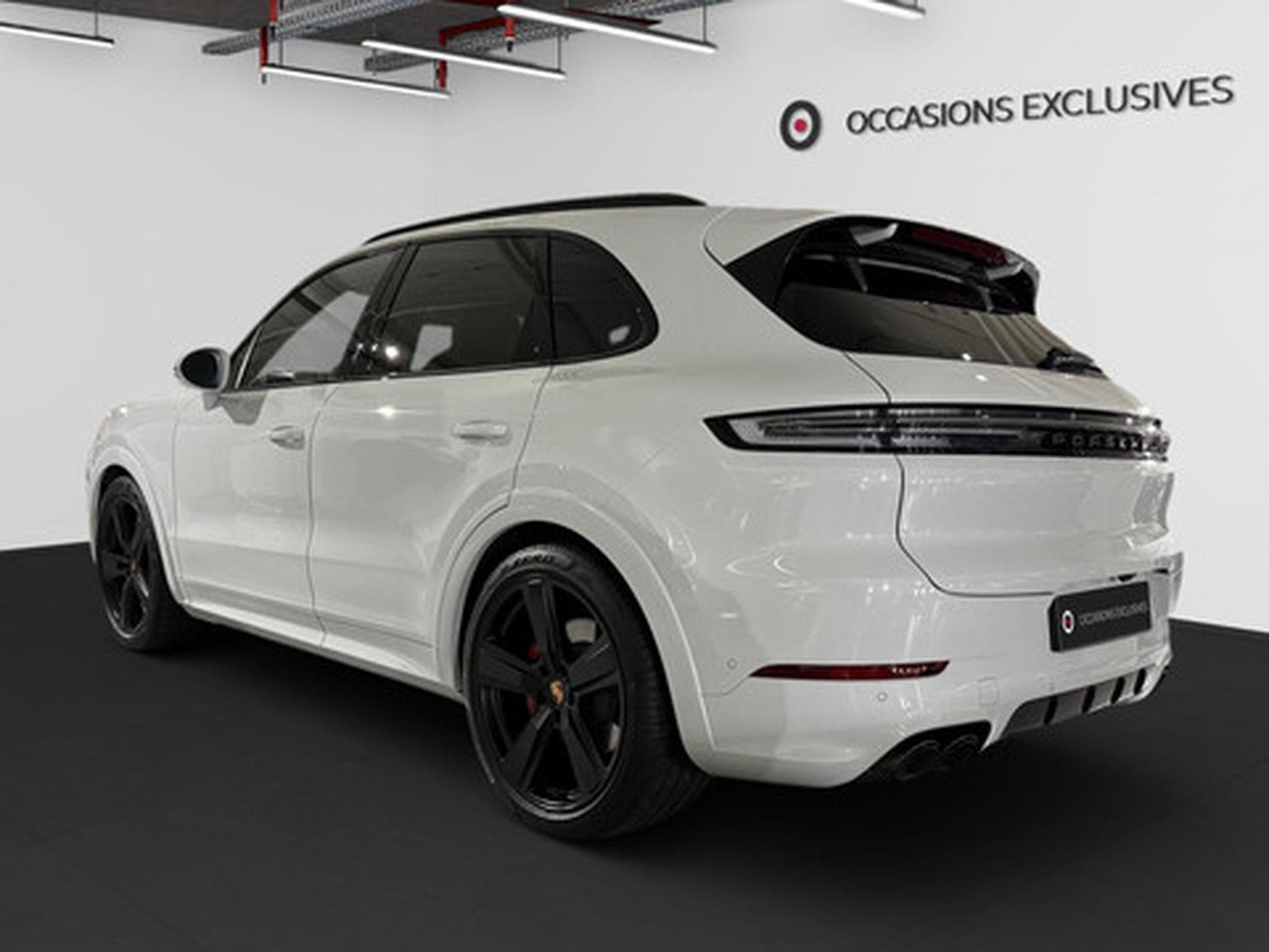 Porsche Cayenne 4.0 GTS (2025) - Photo 15