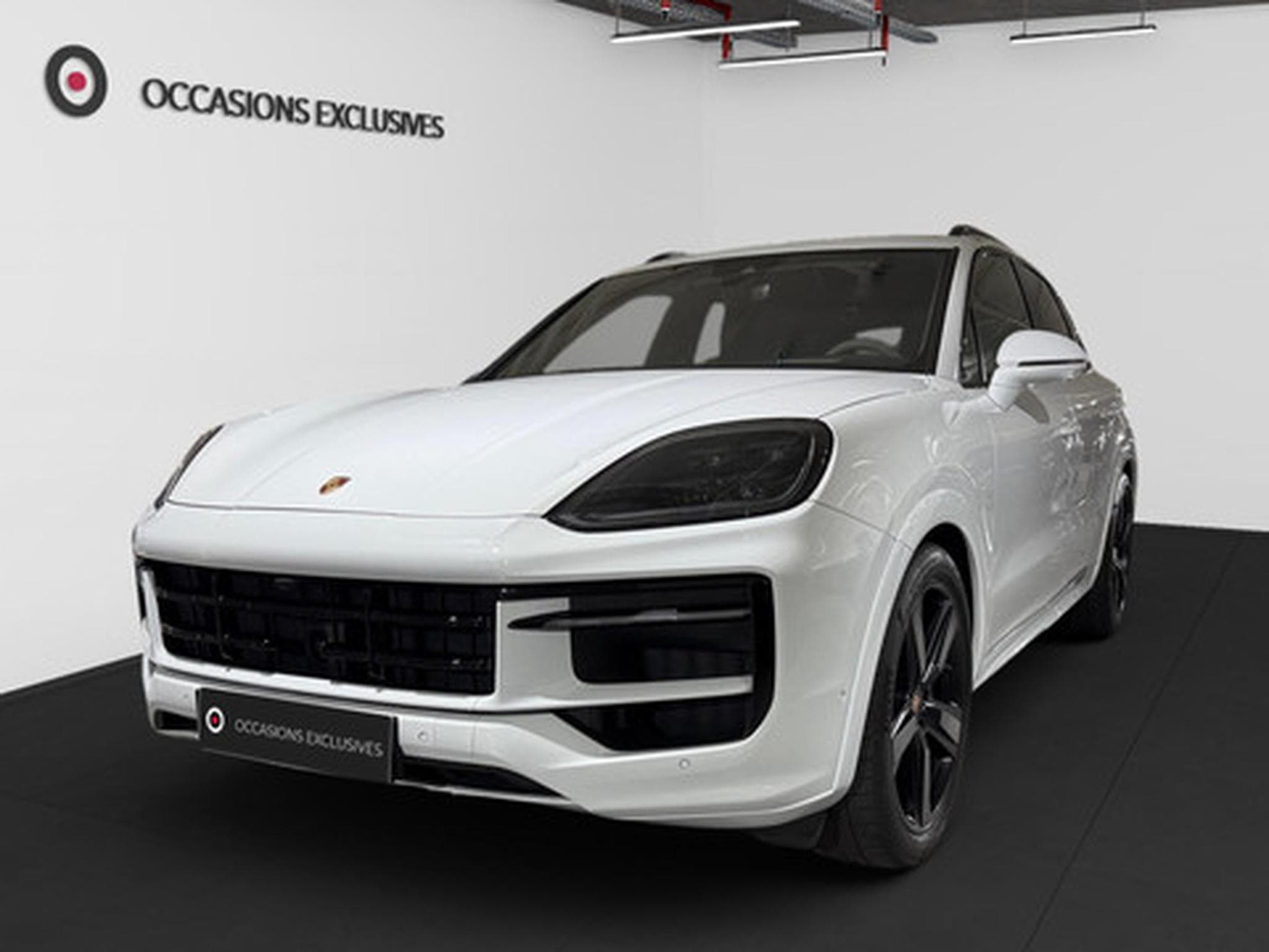 Porsche Cayenne 4.0 GTS (2025) - Photo 19