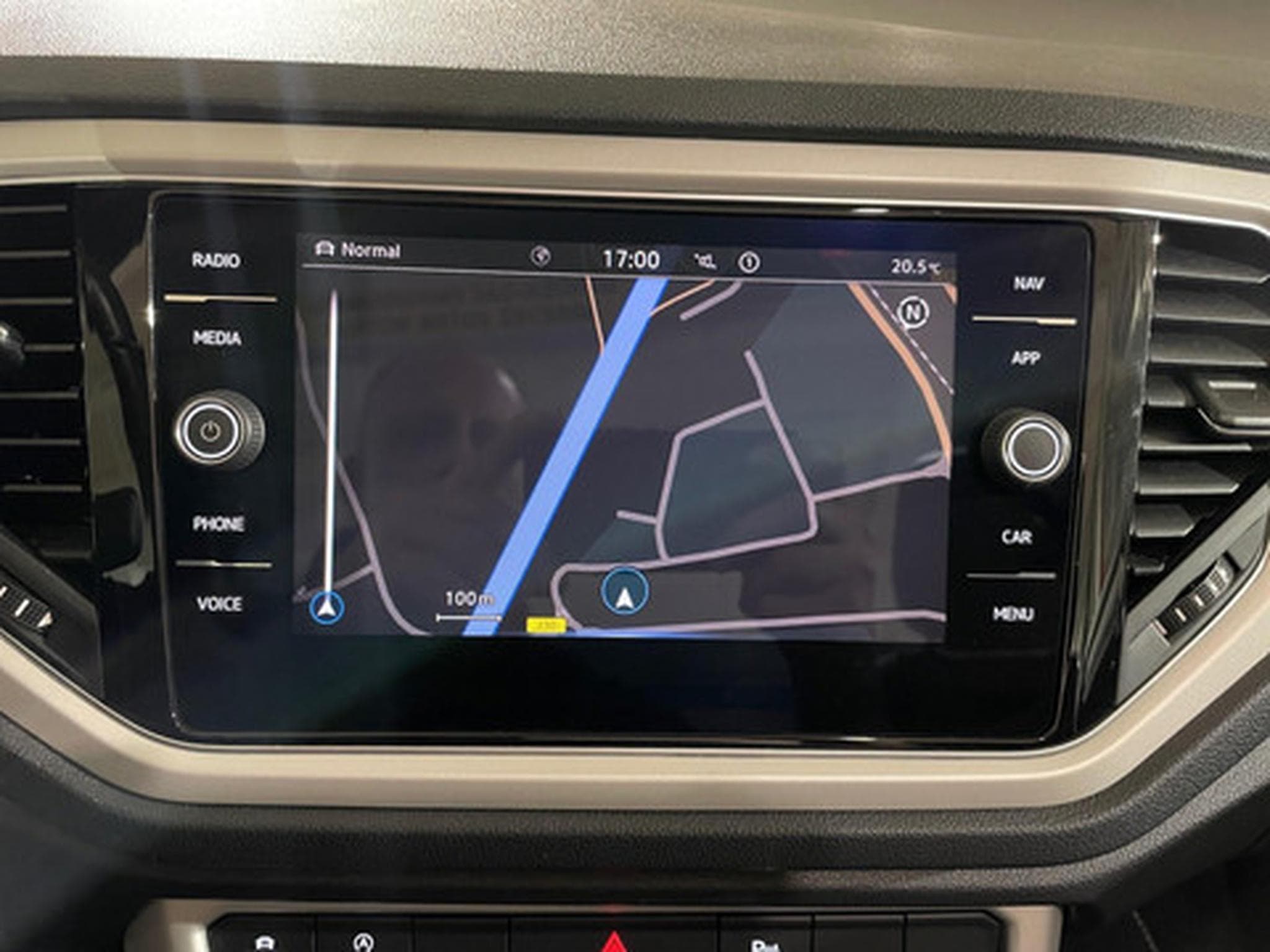 VW T-Roc Cabriolet 1.5 TSI ACT 110kW R-Line DSG (2021) - Photo 3
