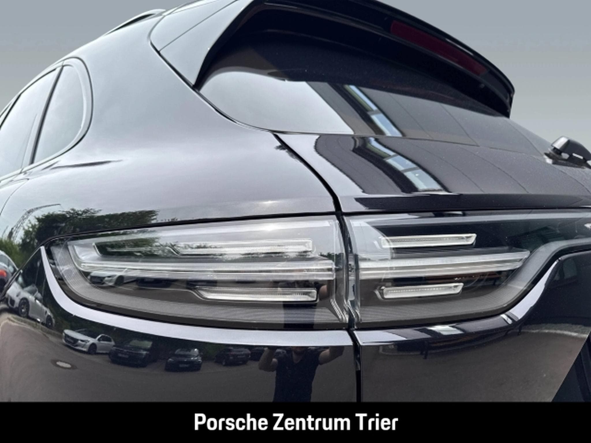 Porsche Cayenne S E-Hybrid Nachtsicht HA-Lenkung (2020) - Photo 12