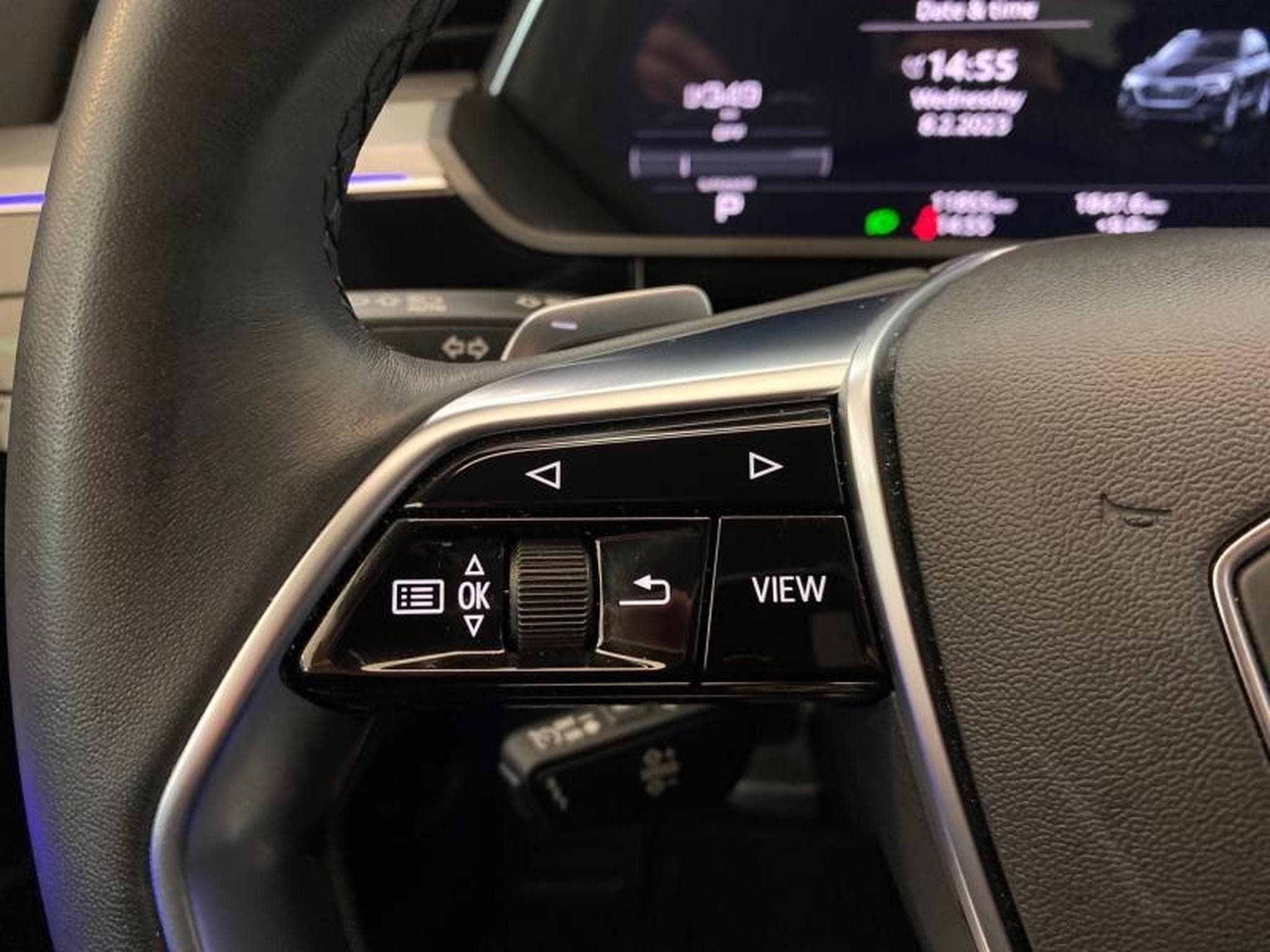 Audi e-tron 55 408ch e-quattro (2021) - Photo 15