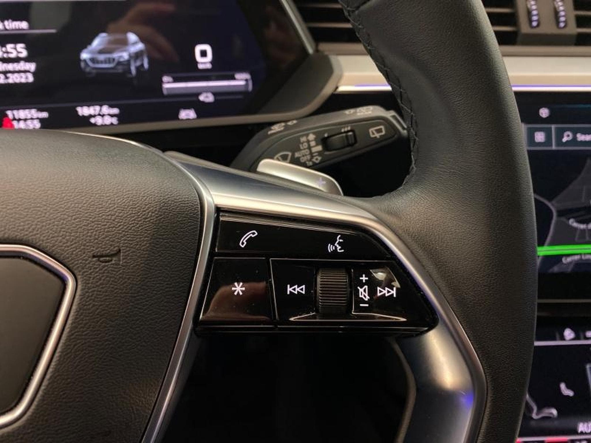 Audi e-tron 55 408ch e-quattro (2021) - Photo 16