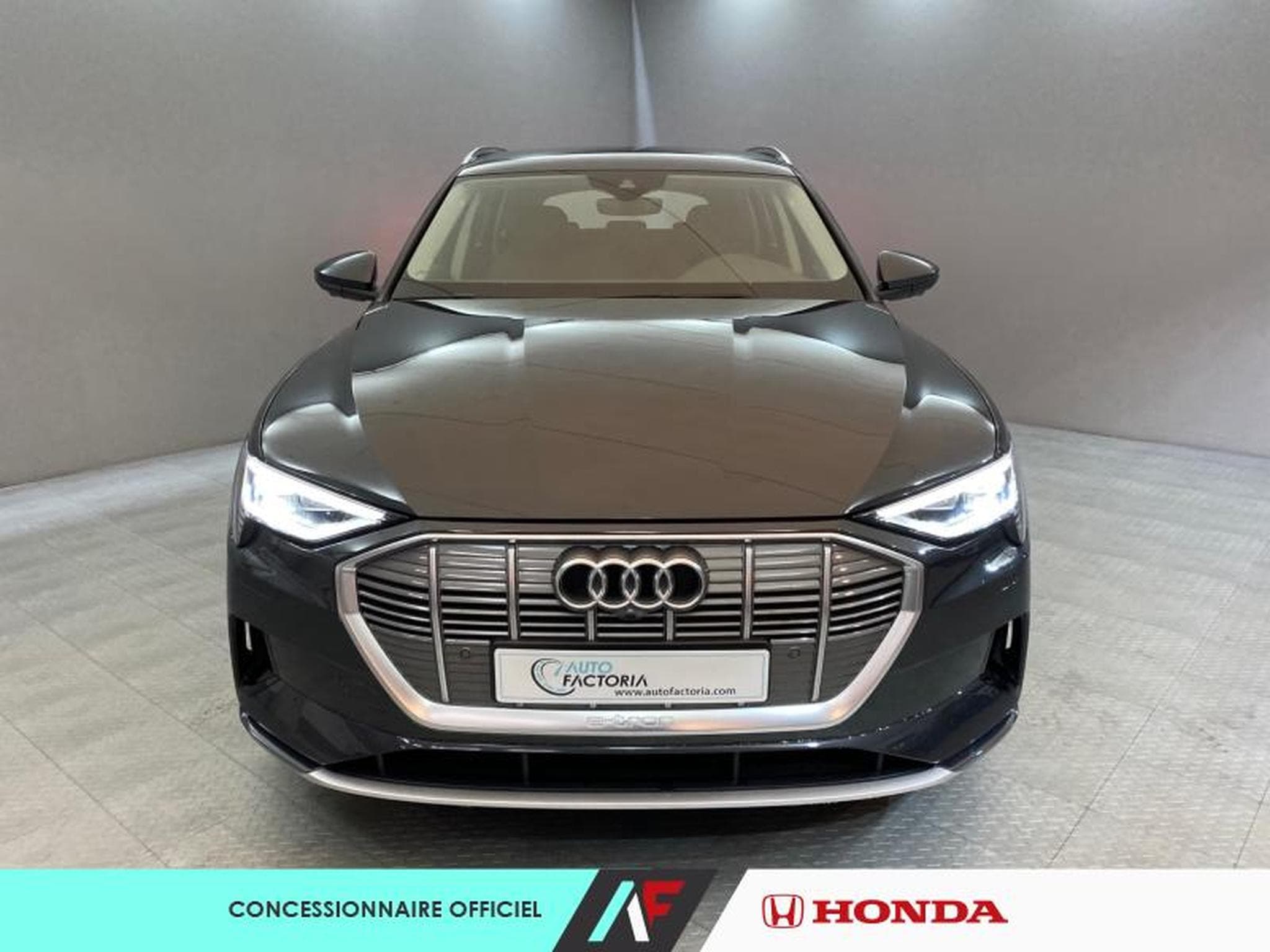 Audi e-tron 55 408ch e-quattro (2021) - Photo 8