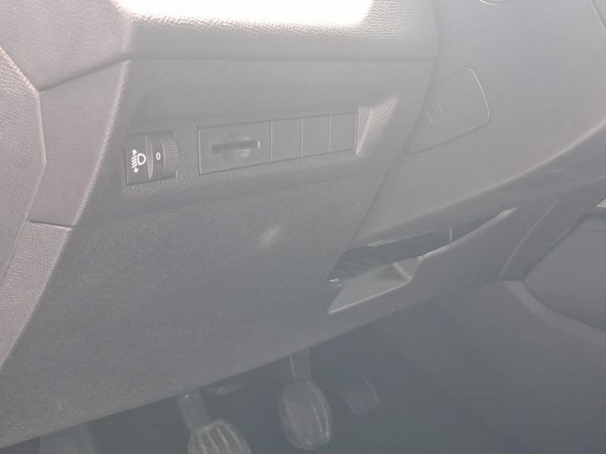 PEUGEOT 308 1.2 130ch S&S Active Pack (2024) - Photo 11