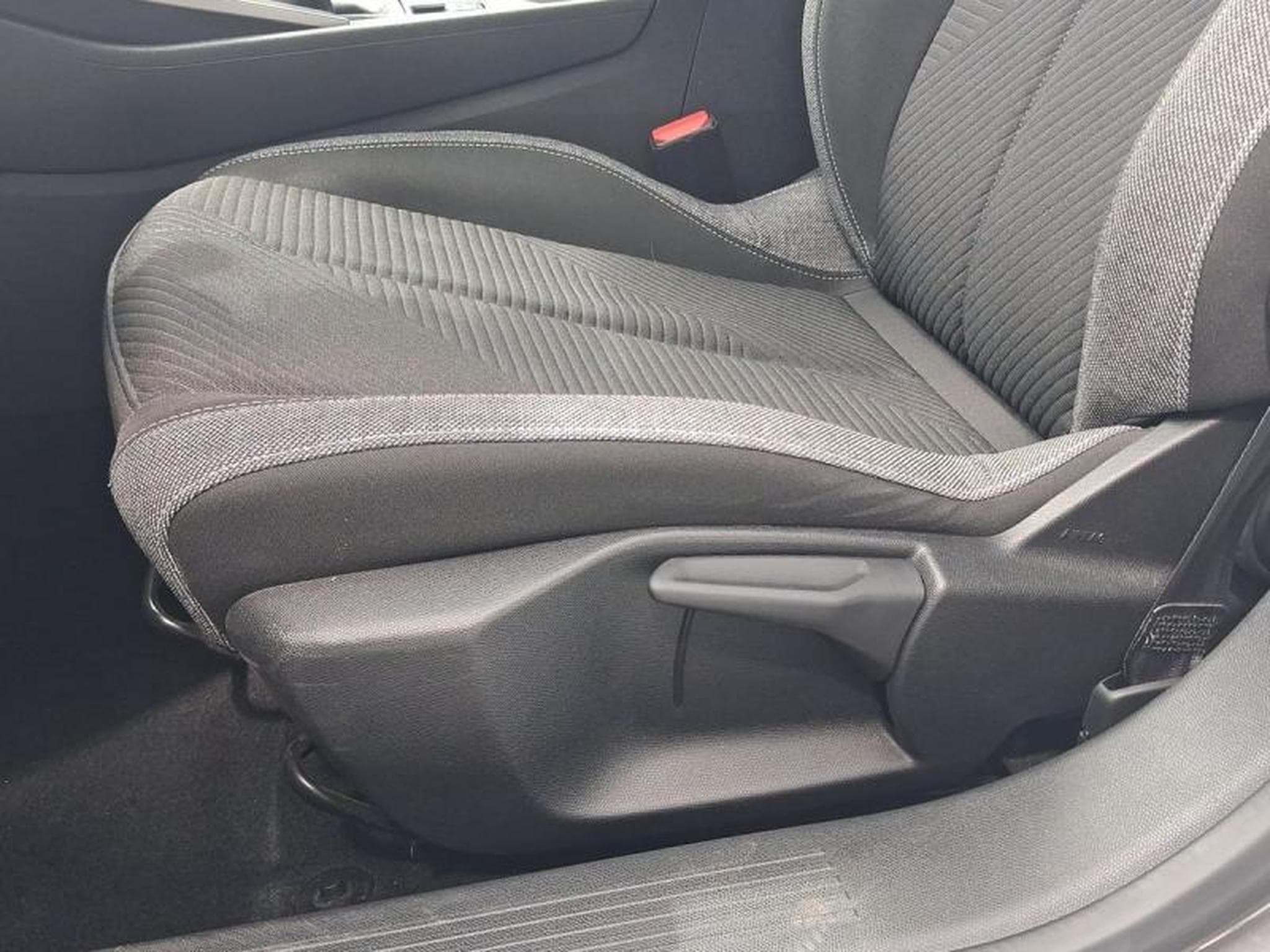 PEUGEOT 308 1.2 130ch S&S Active Pack (2024) - Photo 12