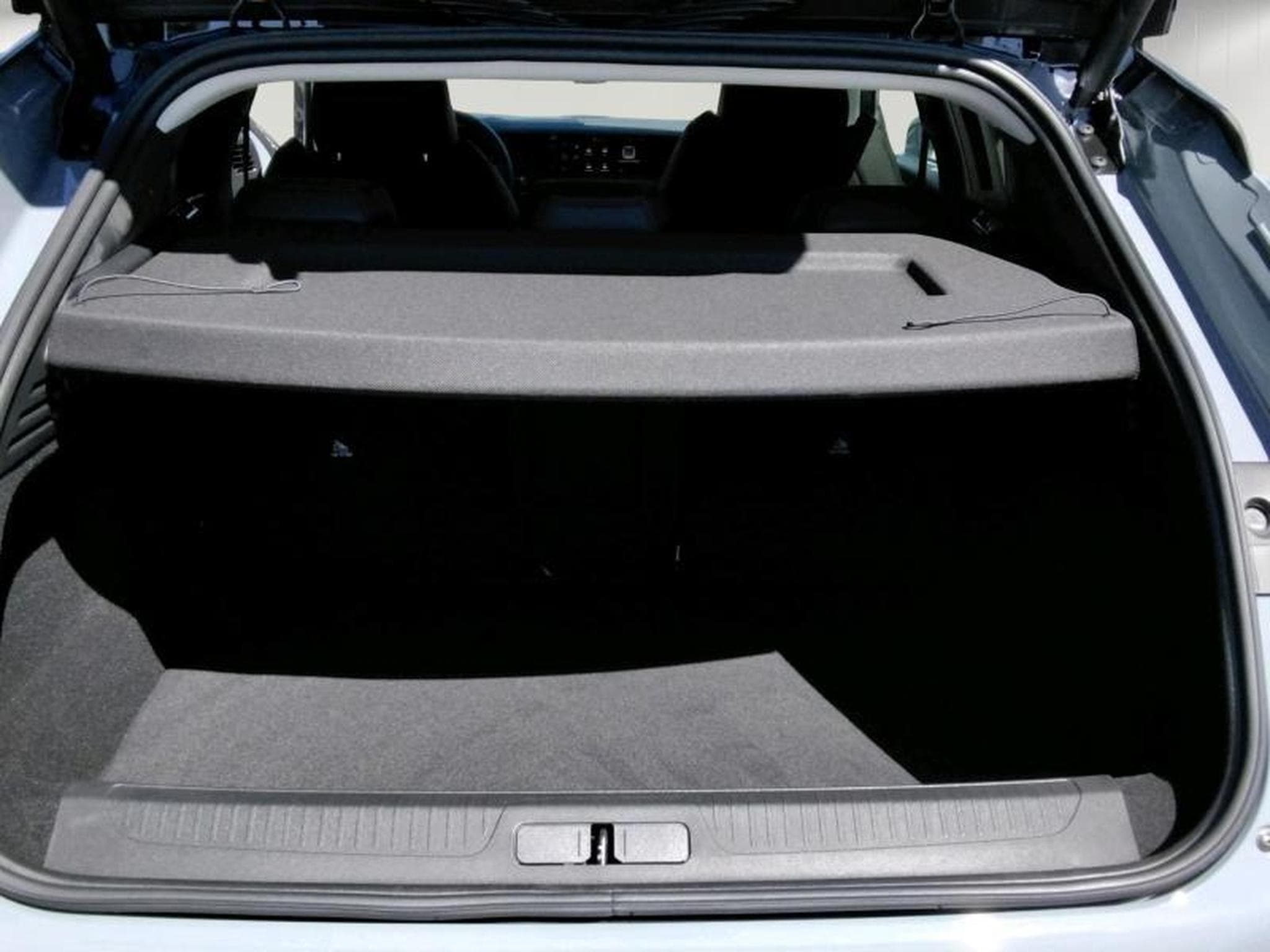 DS Automobiles N°4 ETOILE (2026) - Photo 20
