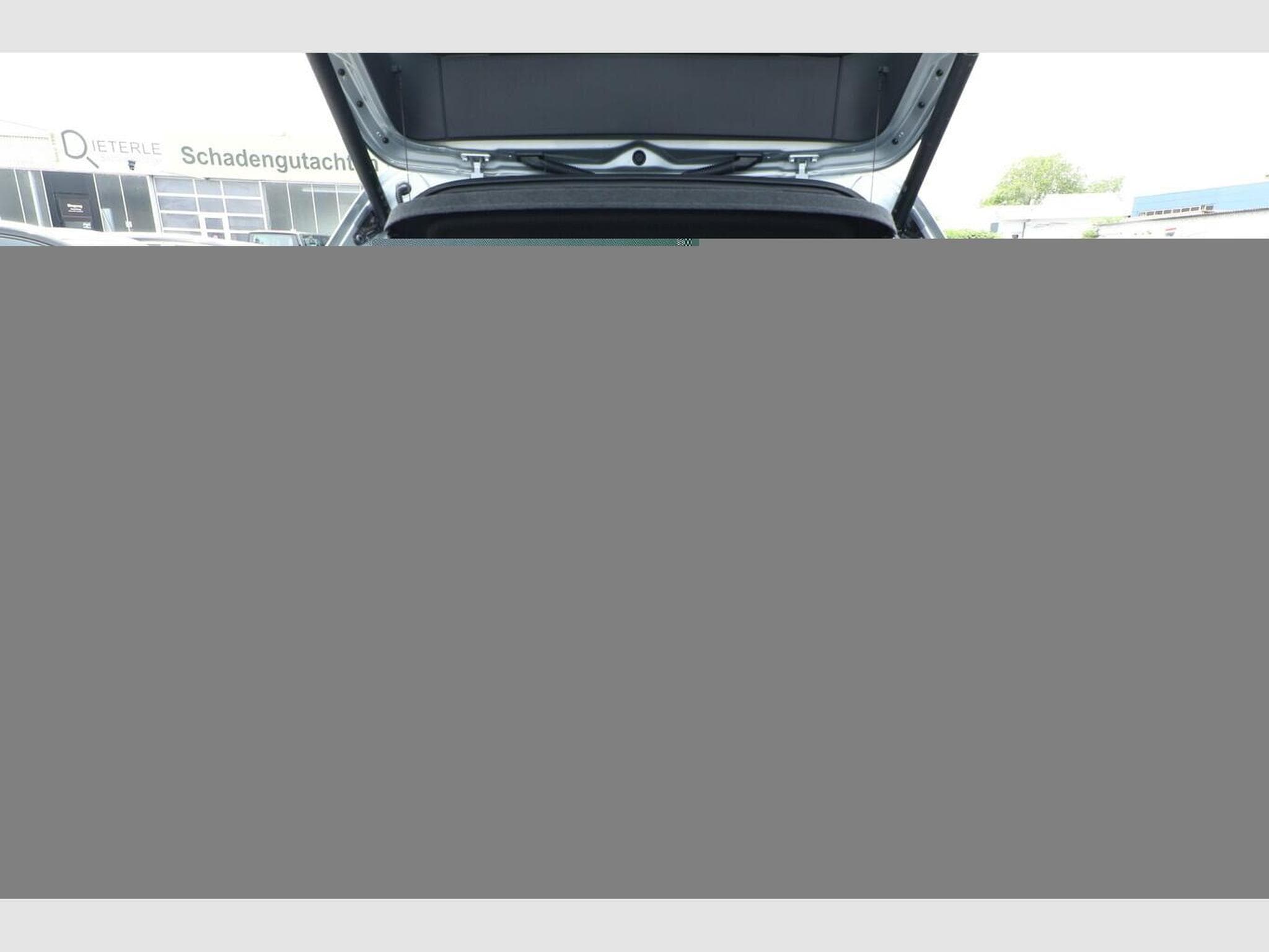VW Tiguan DSG LED+ IQ.DRIVE (2026) - Foto 11