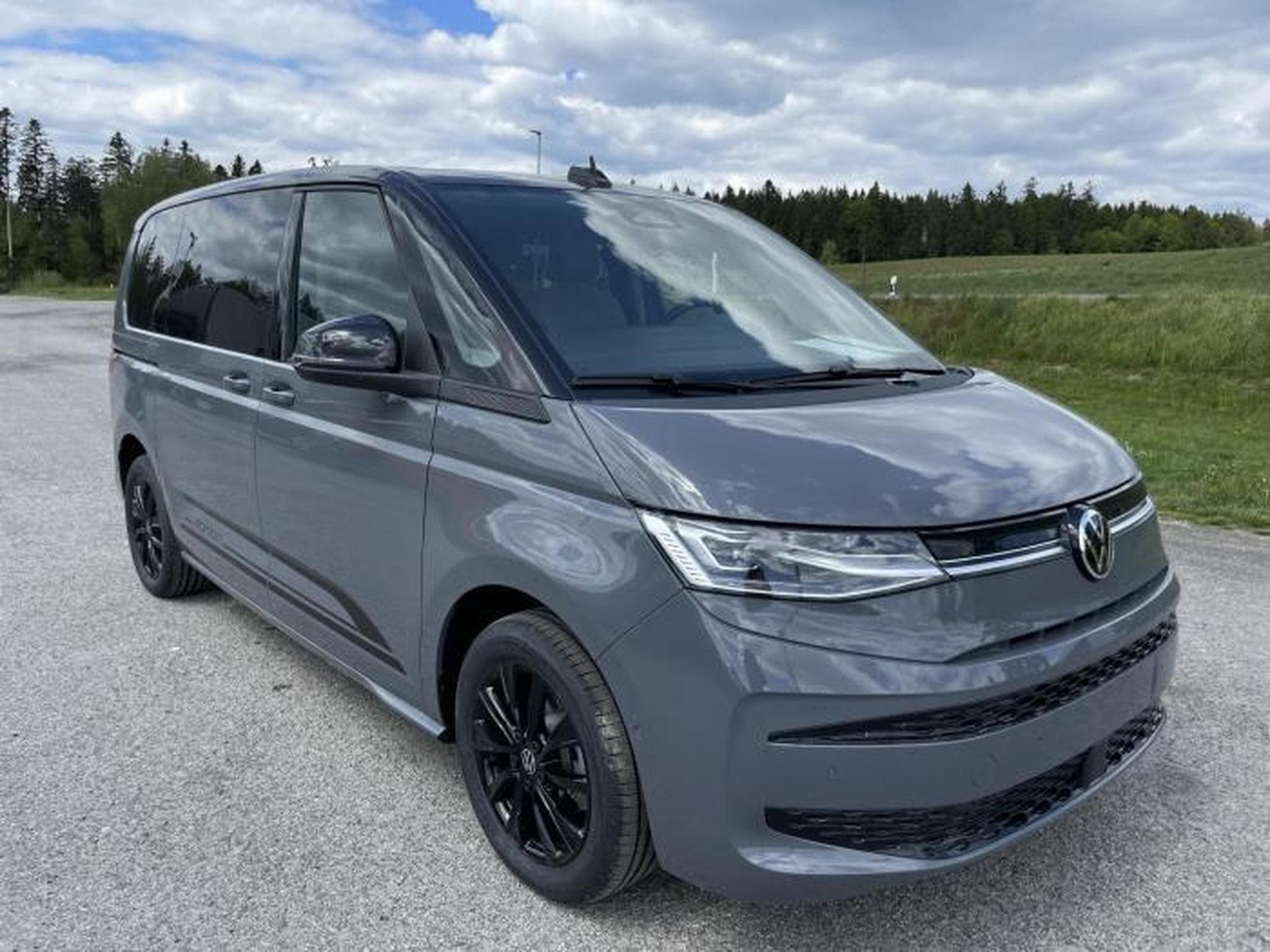 VW T7 Life (2026) - Photo 9