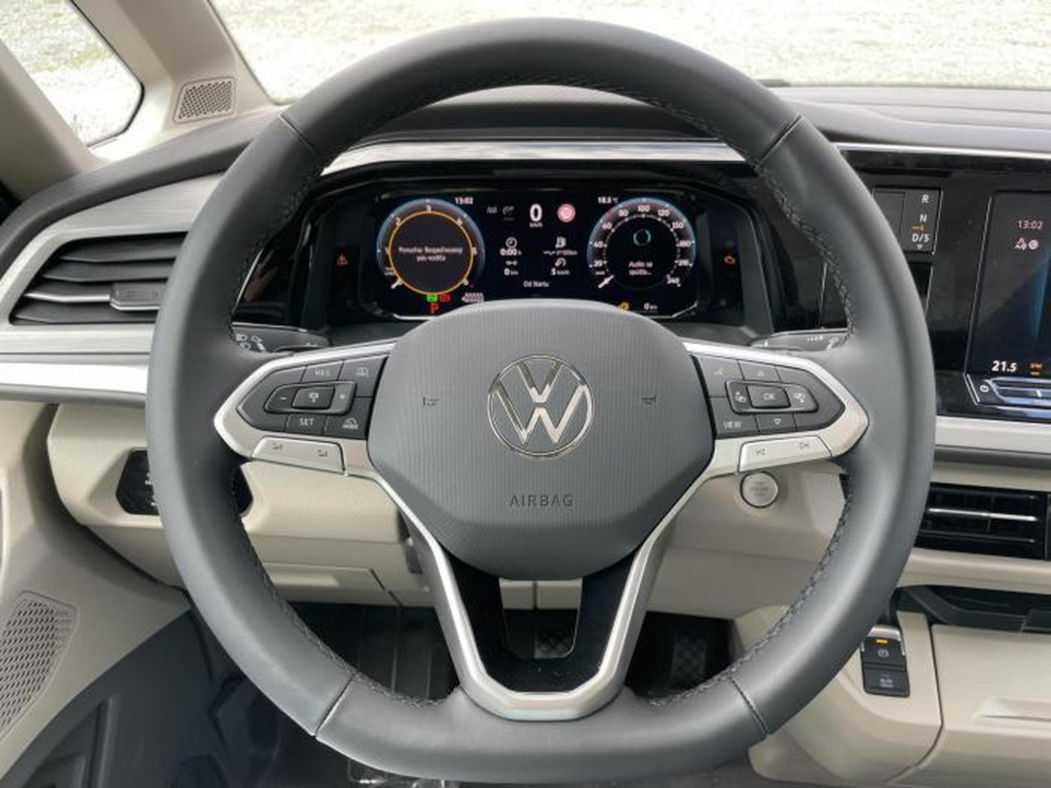 VW T7 Life (2026) - Photo 12