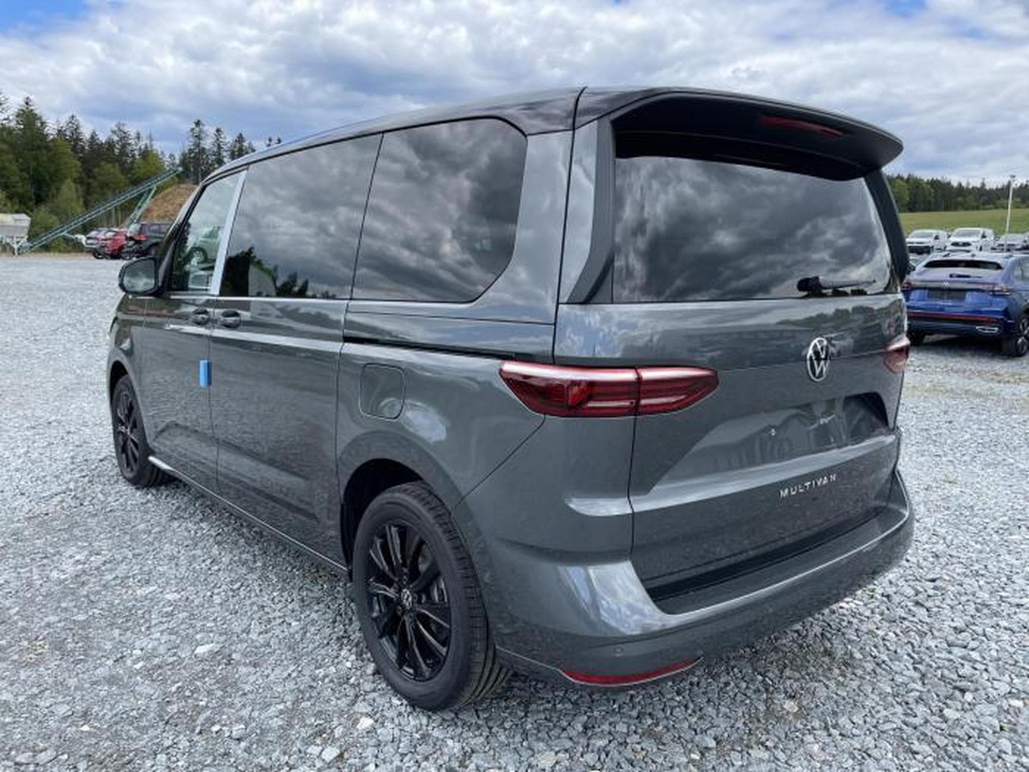VW T7 Life (2026) - Photo 3