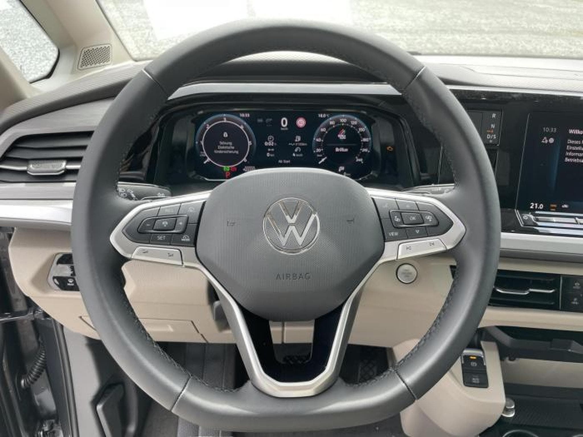 VW T7 Life (2026) - Photo 12