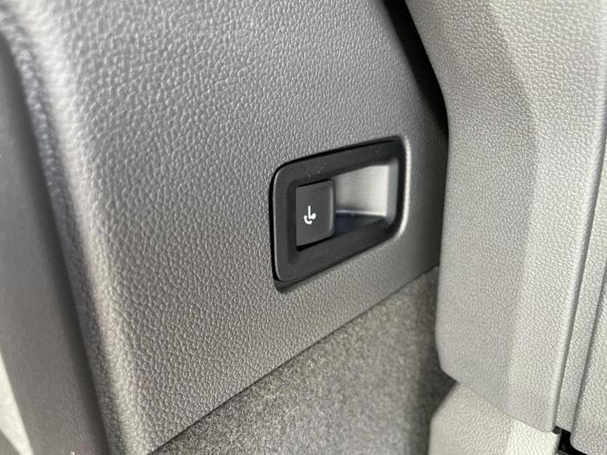 VW T7 Life (2026) - Photo 18