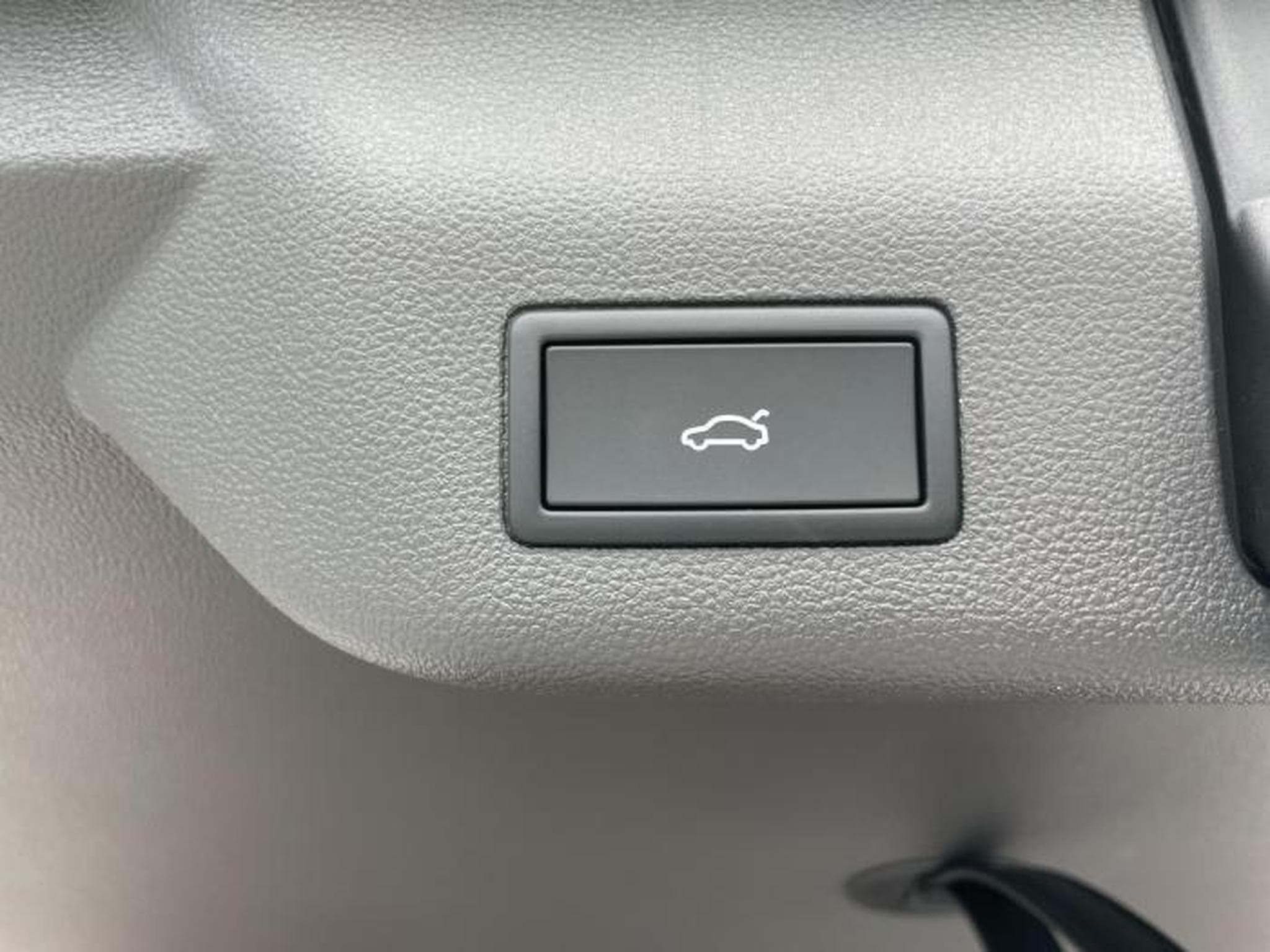VW T7 Life (2026) - Photo 6