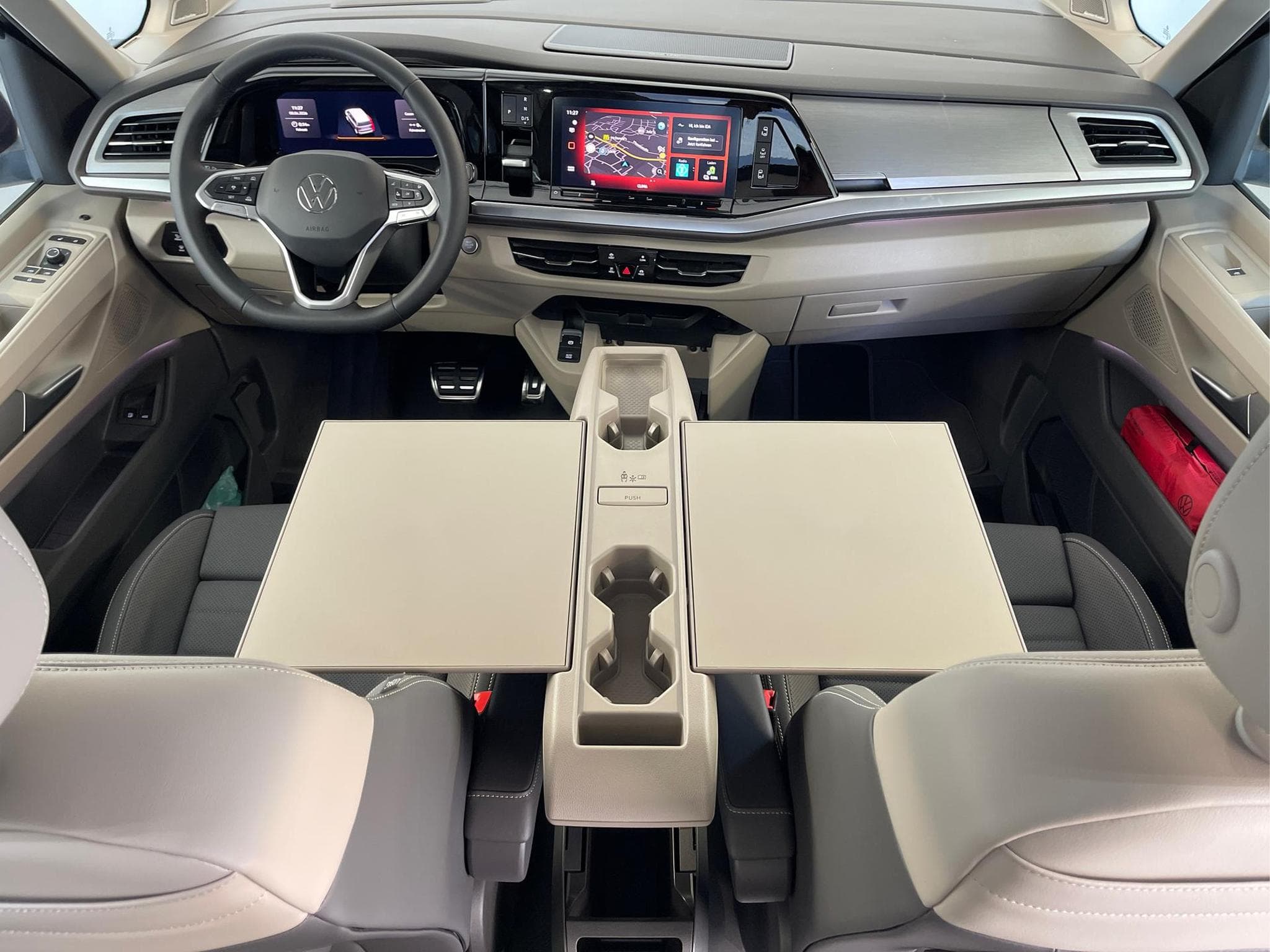 VW T7 Style (2026) - Photo 20