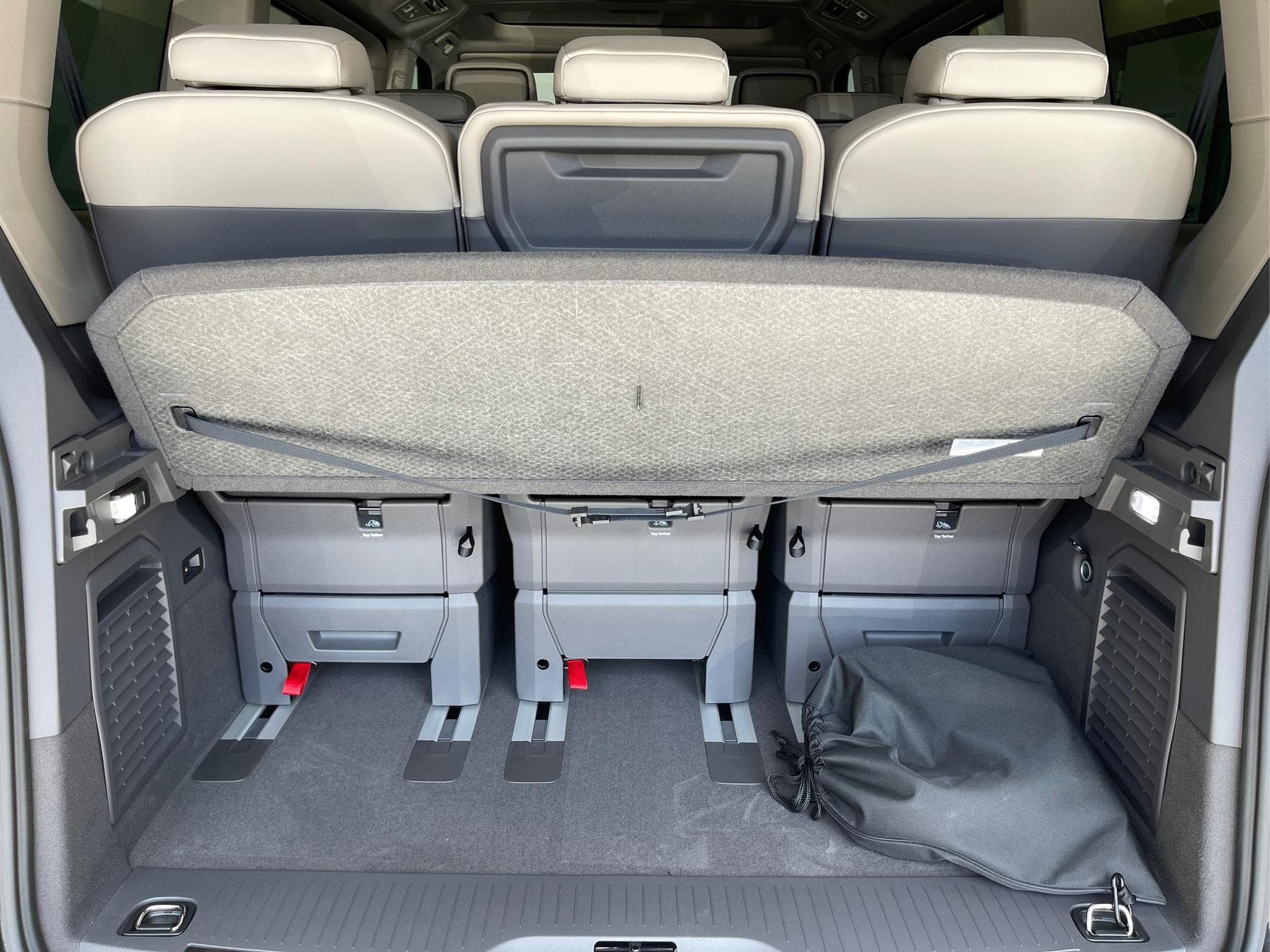 VW T7 Style (2026) - Photo 22