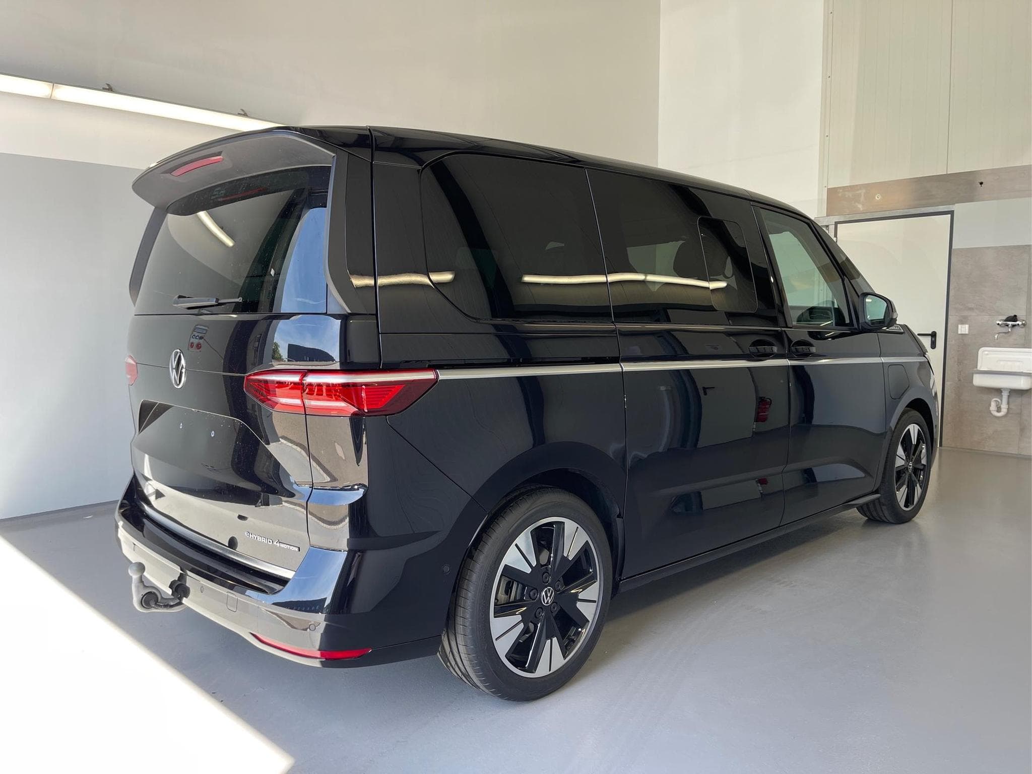 VW T7 Style (2026) - Photo 4
