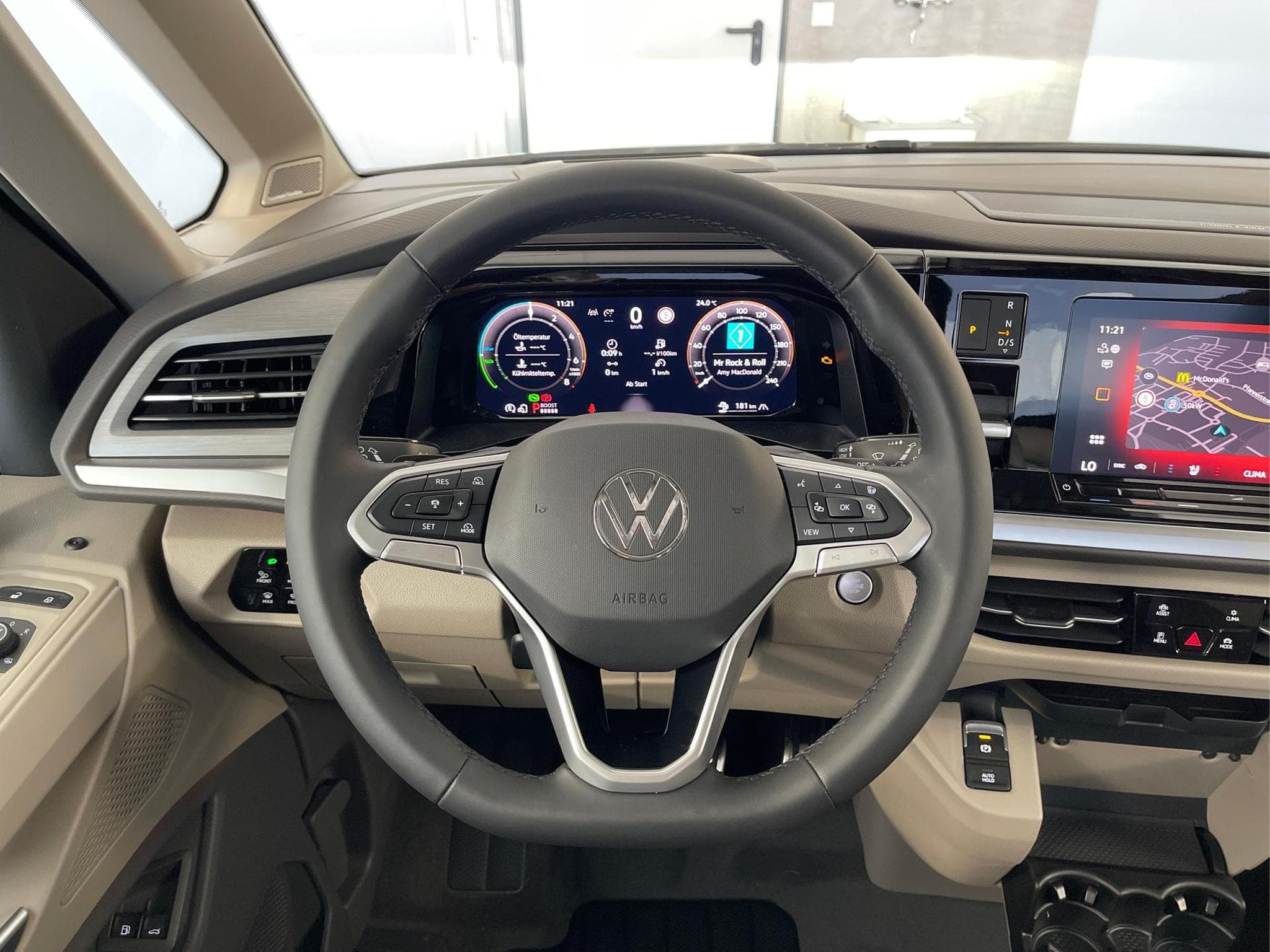 VW T7 Style (2026) - Photo 8